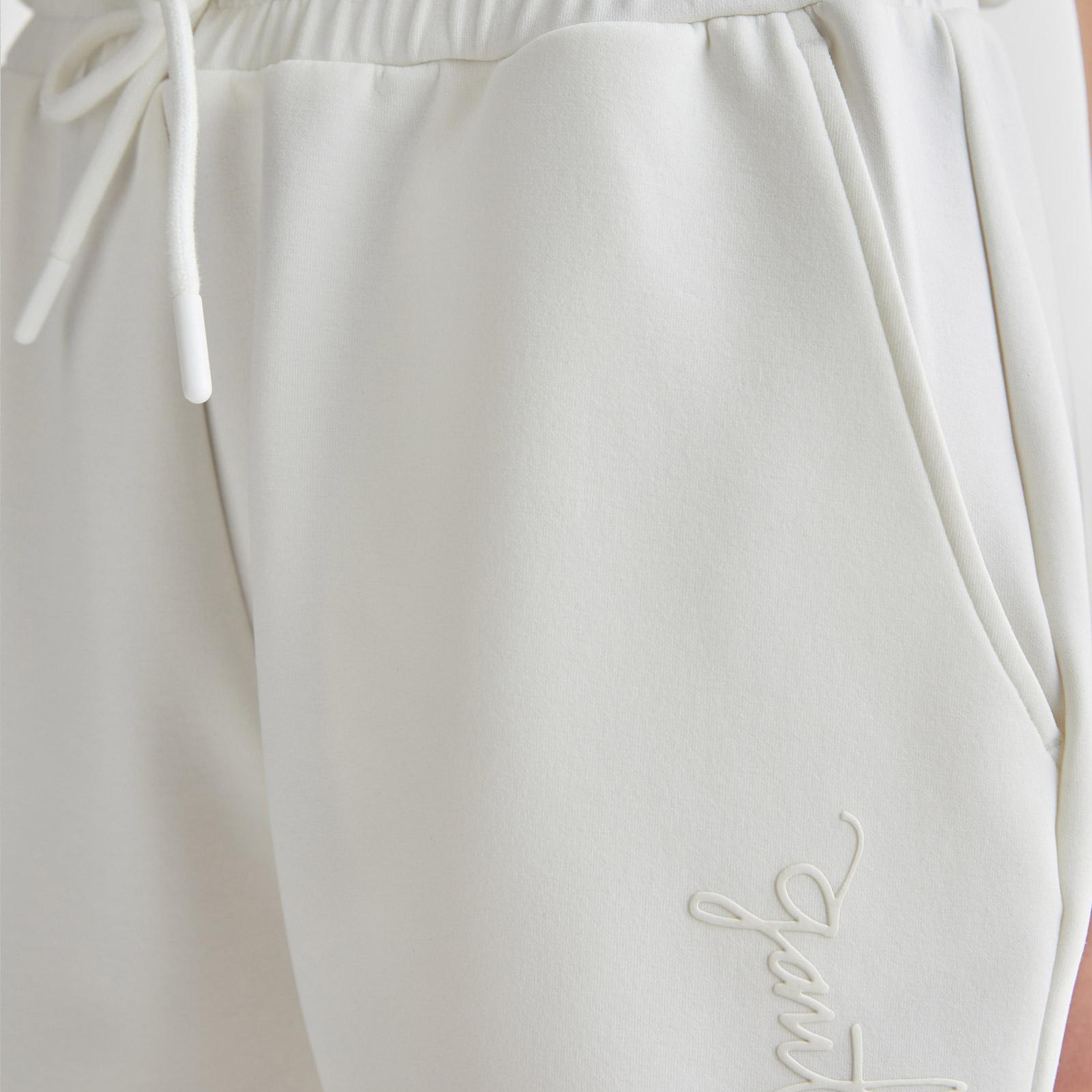 GANT Kadın Krem Regular Fit Şort