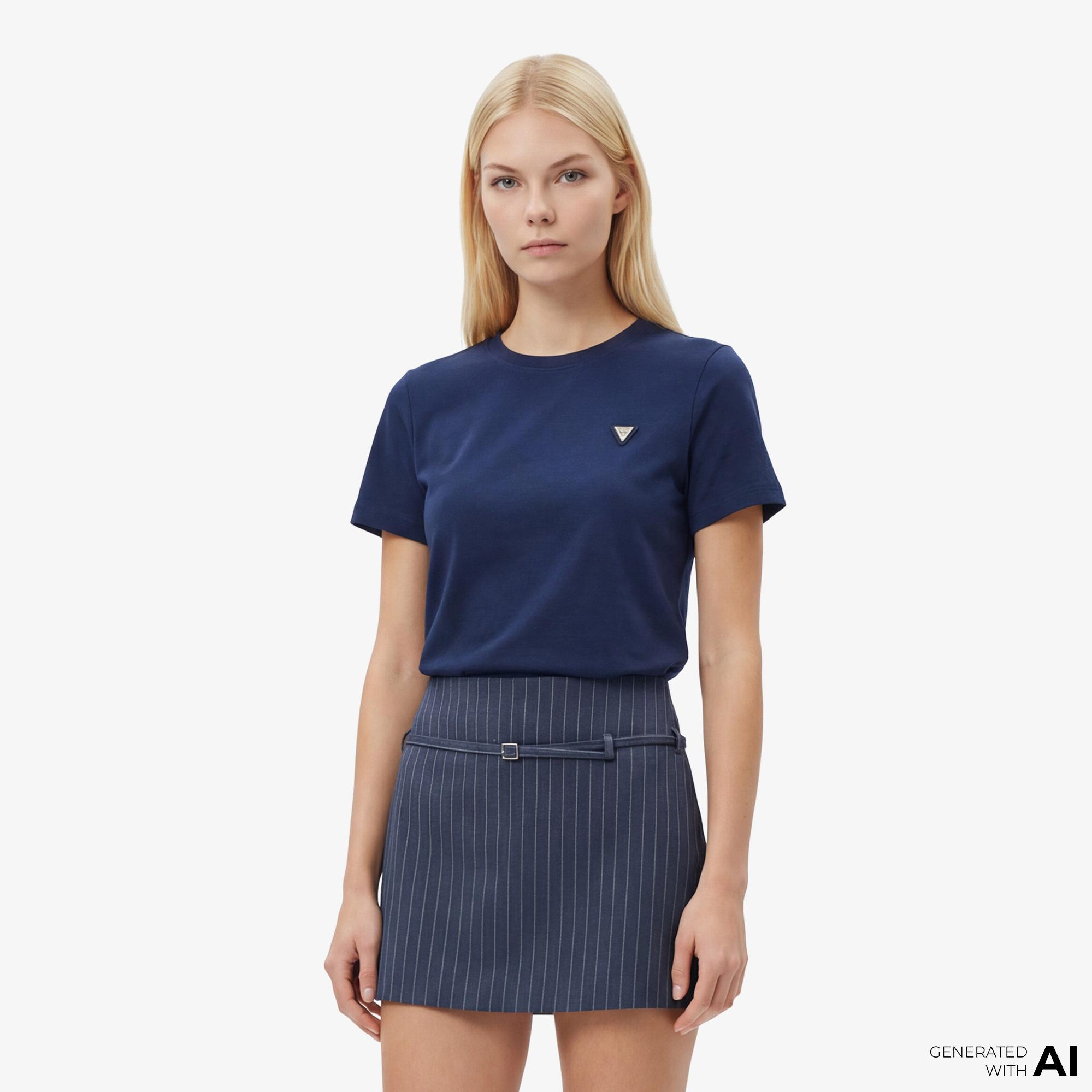 Guess Sonia Aktif Modal Karışımlı Slim Fit Kadın Mavi T-Shirt