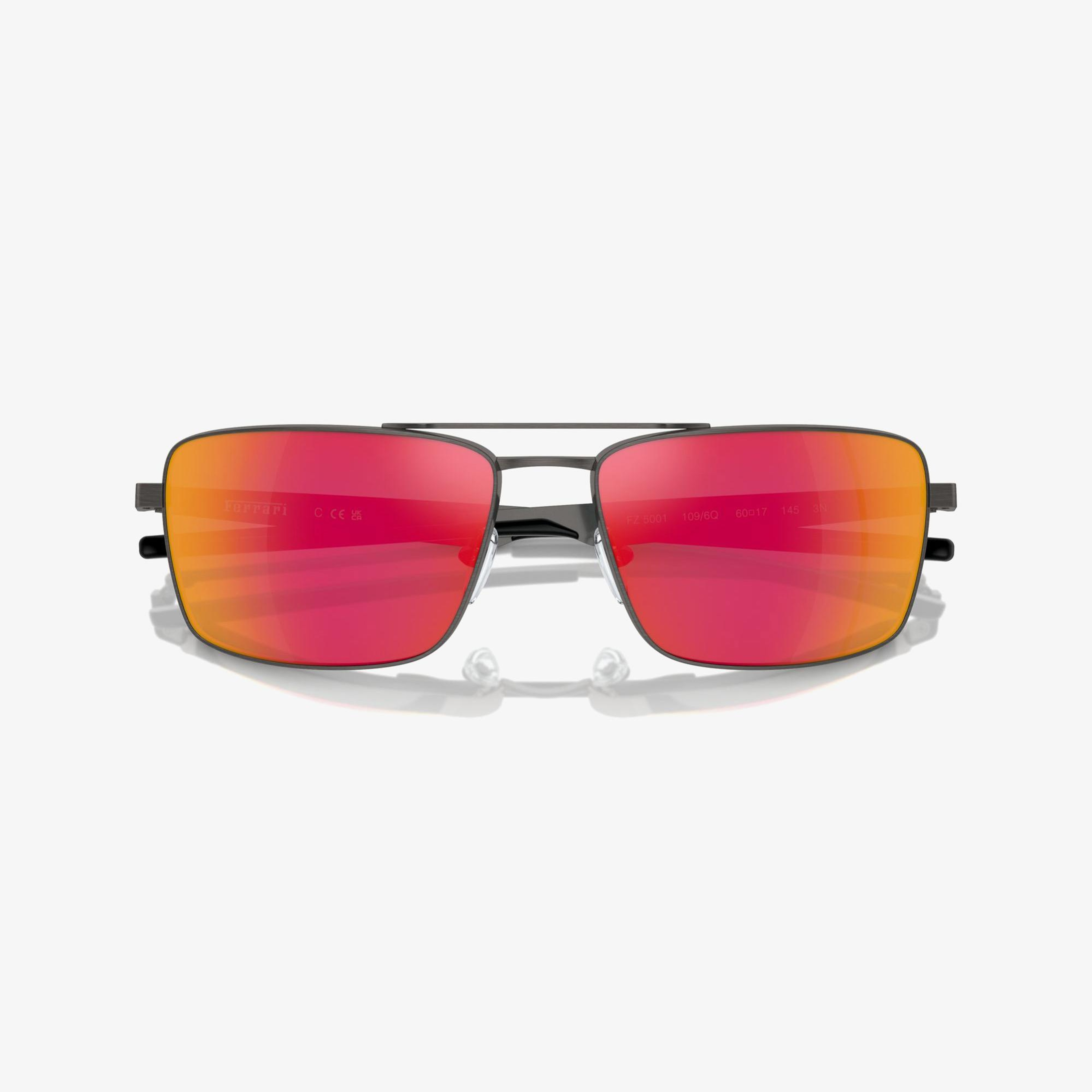 Scurderia Ferrari Fz51 Erkek Gri Güneş Gözlüğü