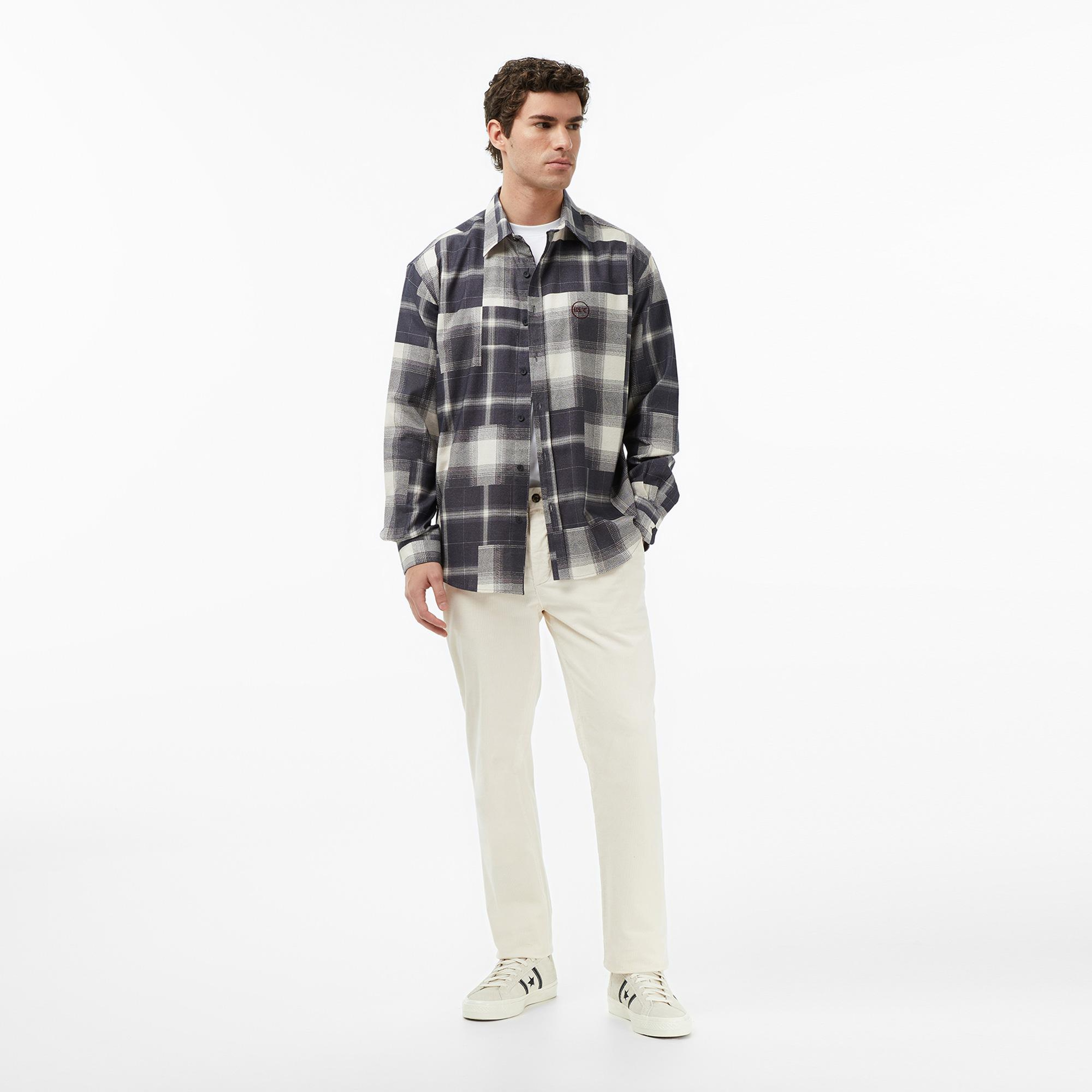 UNITED4 Essentials Erkek Siyah Gömlek