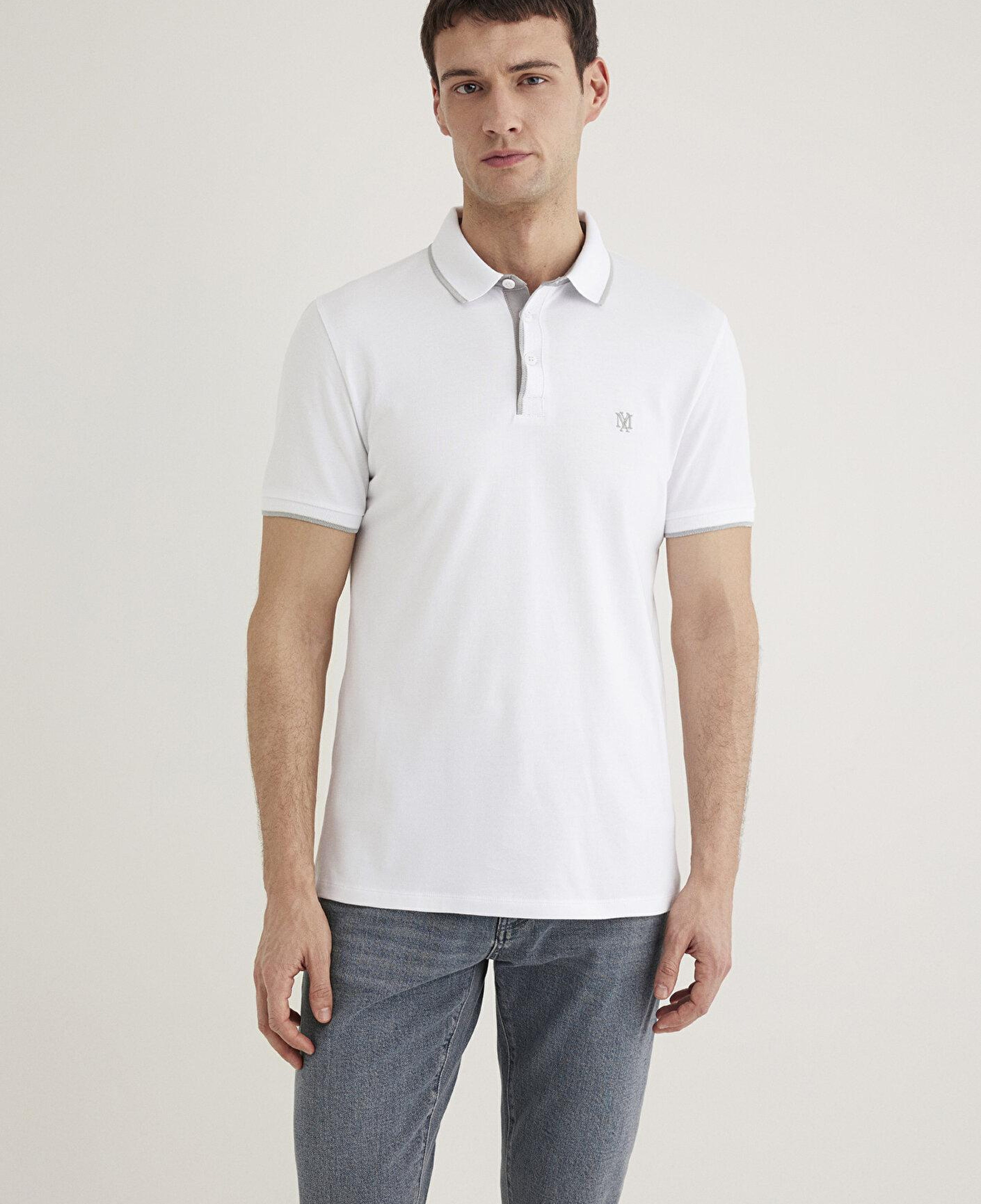 Mavi Yaka Detaylı Beyaz Polo Tişört Fitted / Vücuda Oturan Kesim 062373-27879