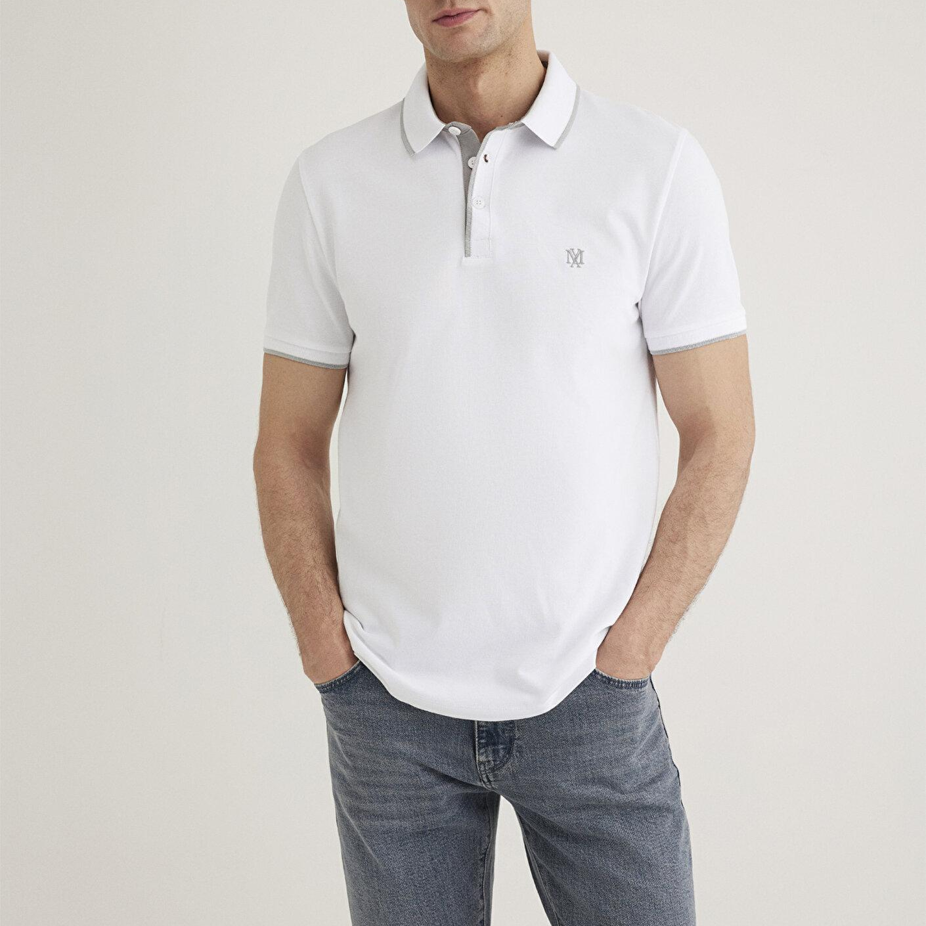 Mavi Yaka Detaylı Beyaz Polo Tişört Fitted / Vücuda Oturan Kesim 062373-27879