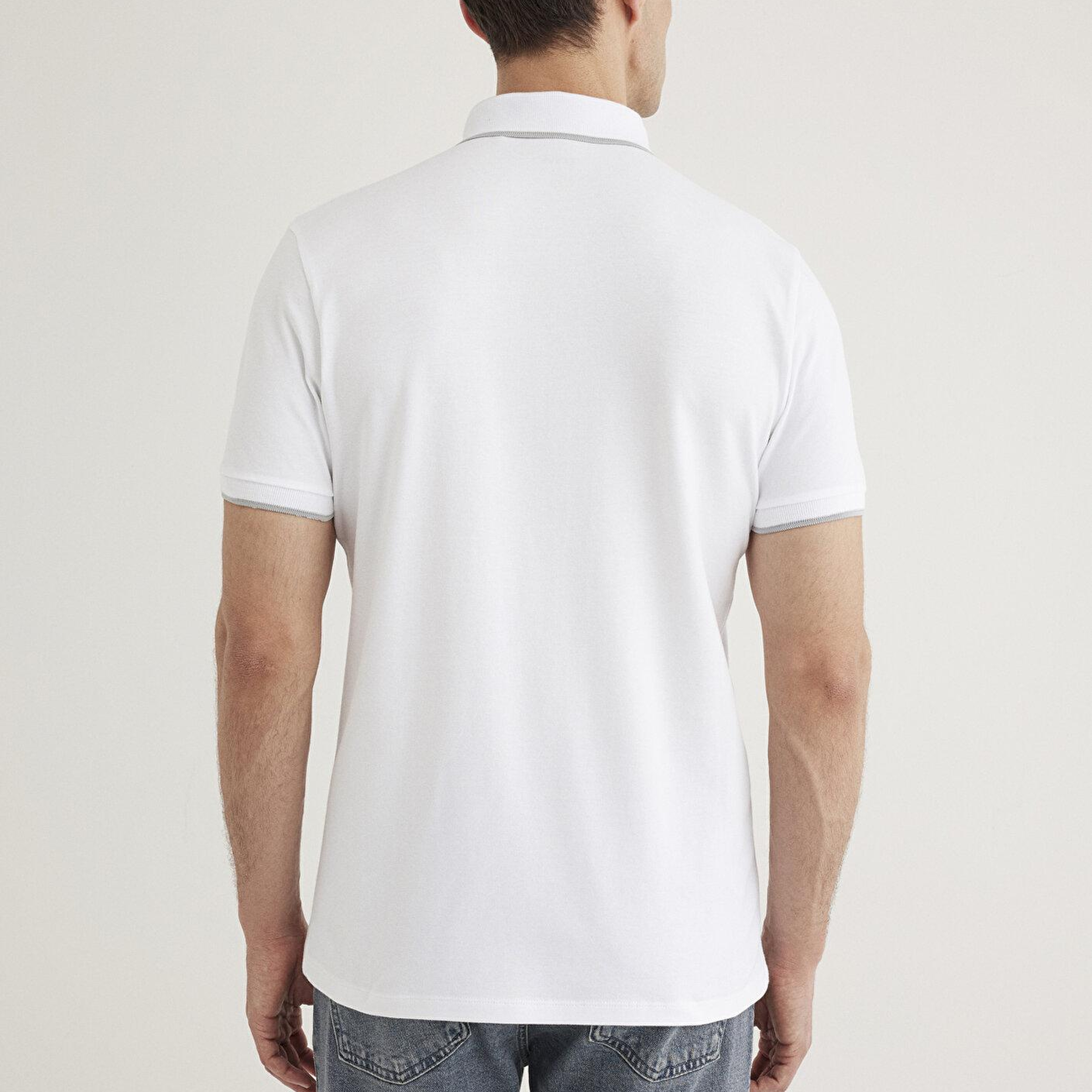 Mavi Yaka Detaylı Beyaz Polo Tişört Fitted / Vücuda Oturan Kesim 062373-27879