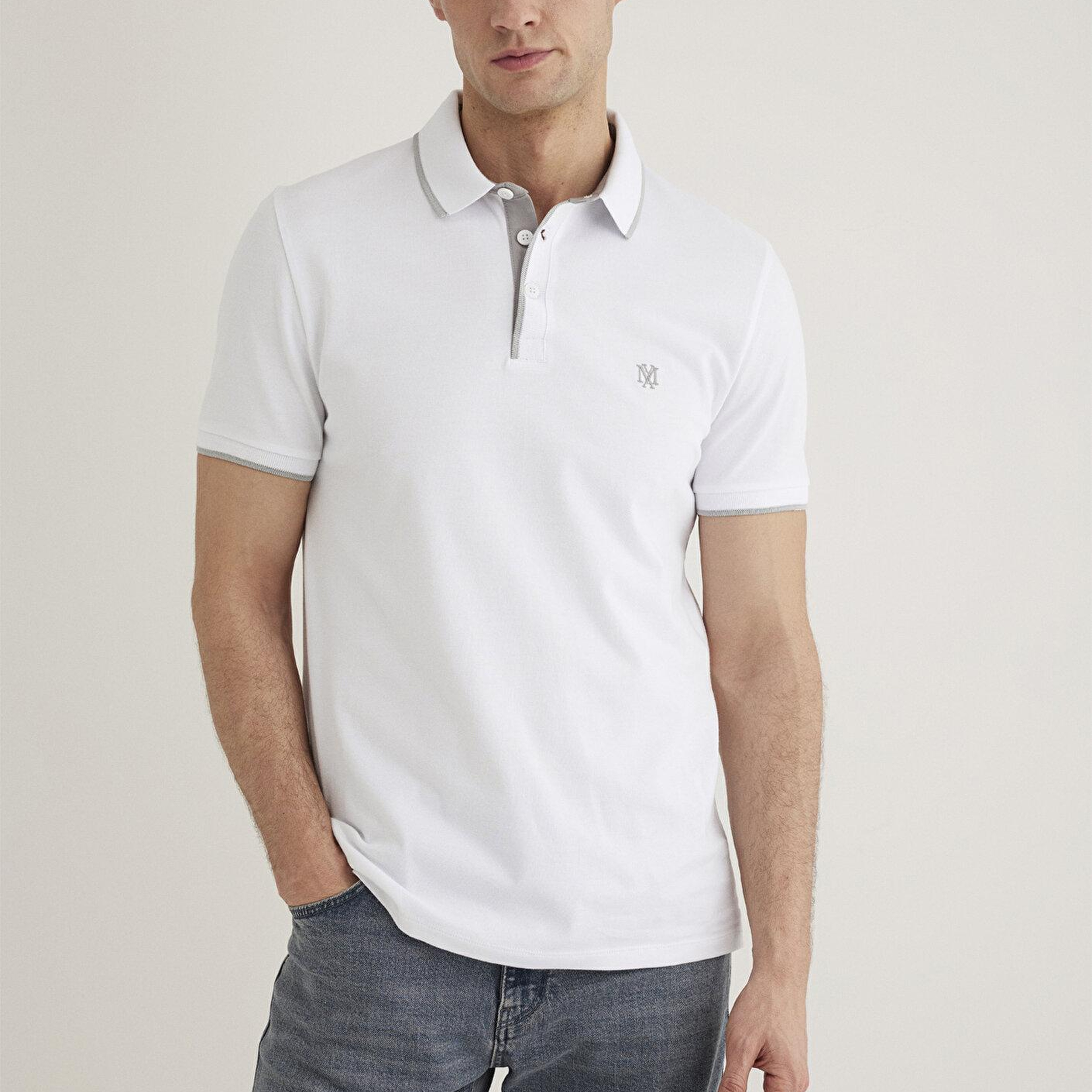 Mavi Yaka Detaylı Beyaz Polo Tişört Fitted / Vücuda Oturan Kesim 062373-27879