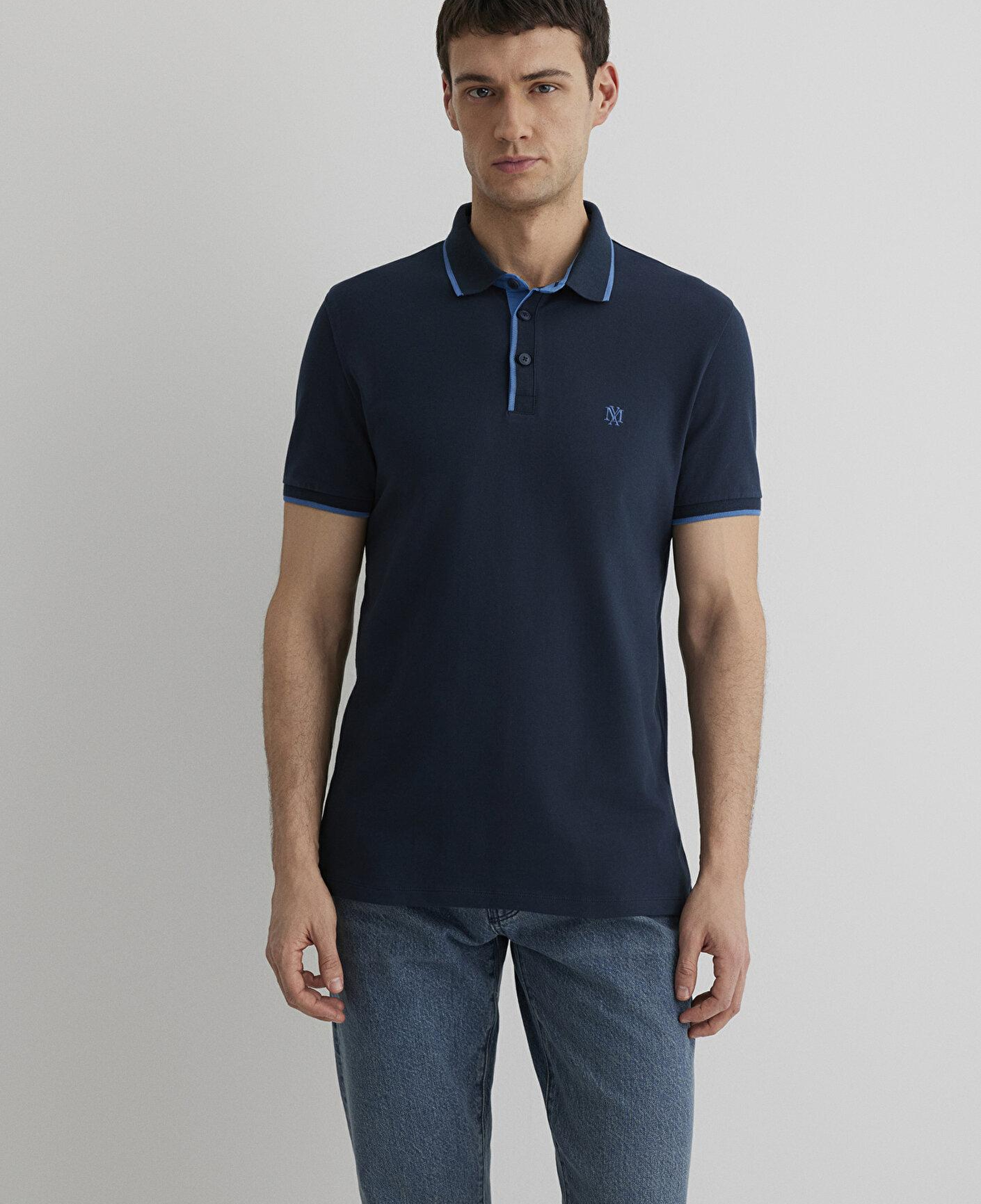 Mavi Yaka Detaylı Lacivert Polo Tişört Fitted / Vücuda Oturan Kesim 062373-28417