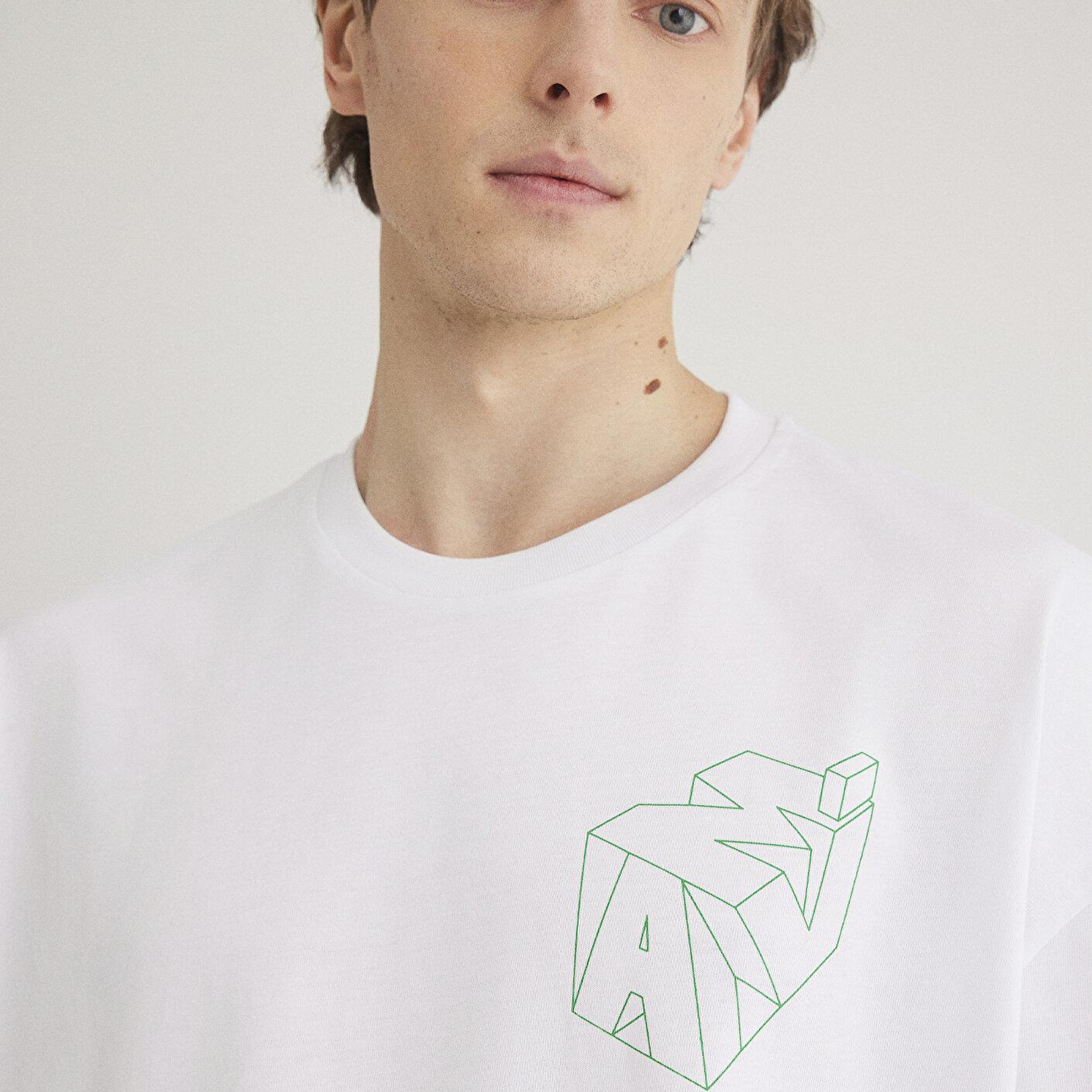 Mavi Mavi Logo Sırt Baskılı Beyaz Tişört Oversize / Geniş Kesim 0610320-602