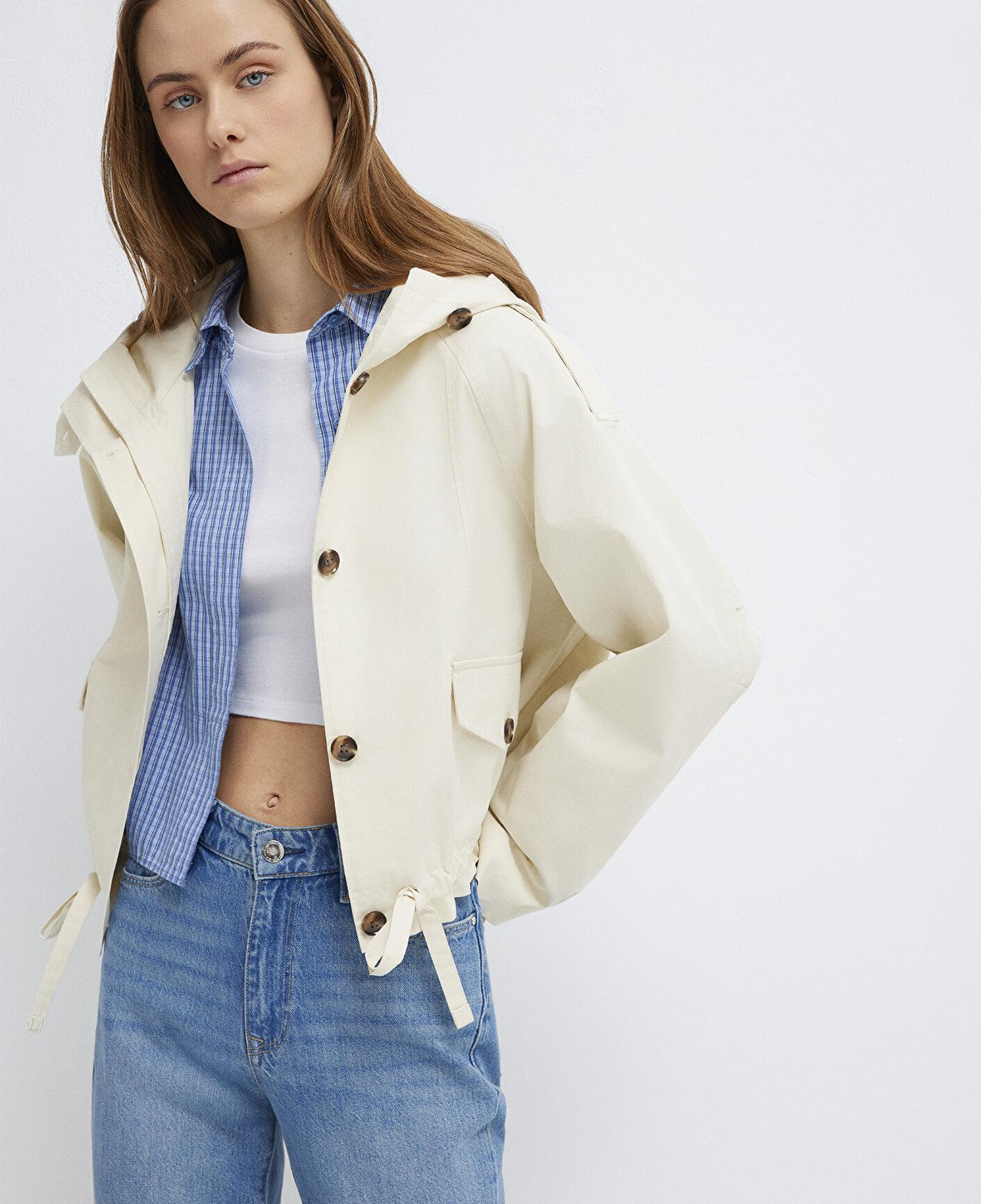 Mavi Kapüşonlu Bel Detaylı Ekru Kısa Ceket Oversize / Geniş Kesim 1110756-70065