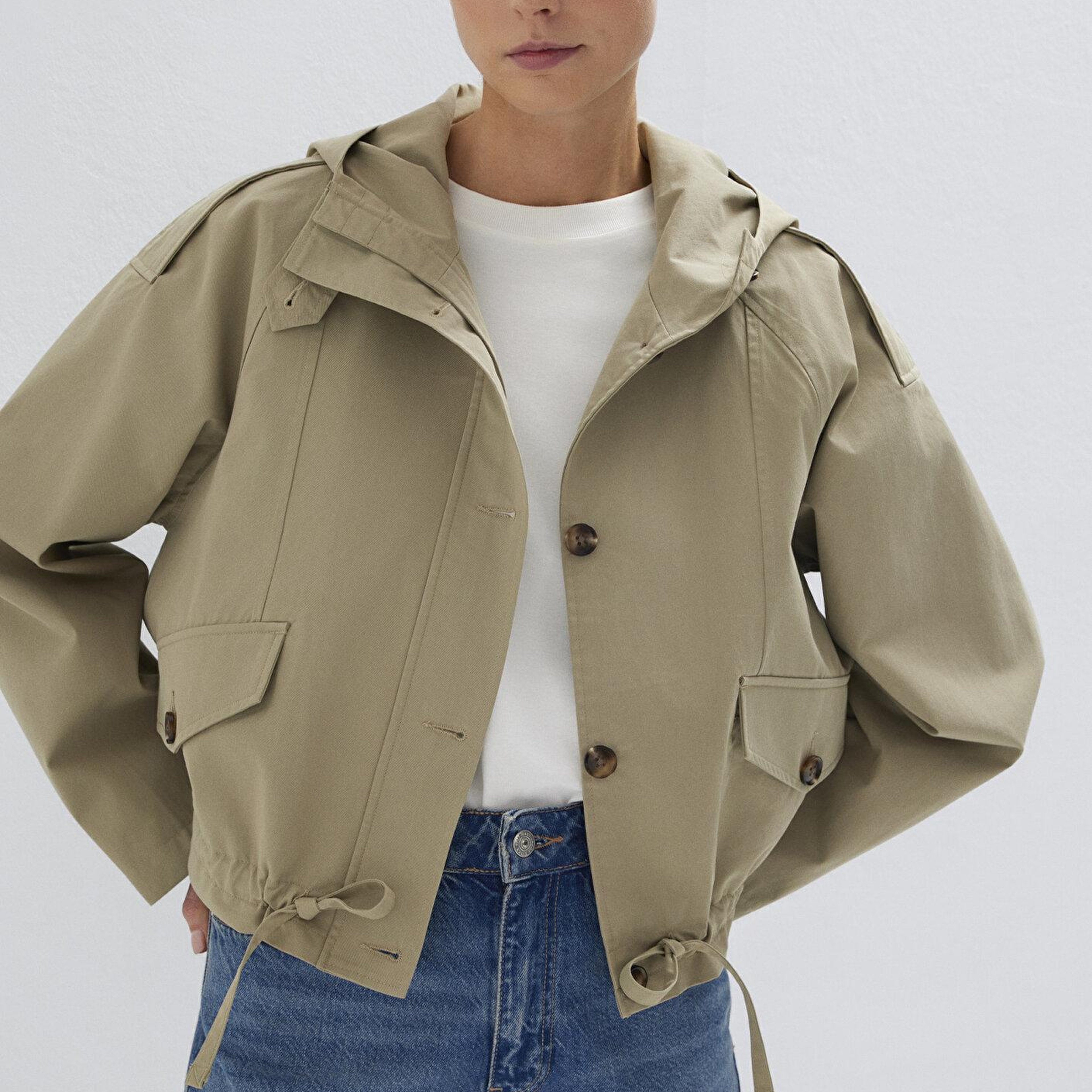 Mavi Kapüşonlu Bel Detaylı Bej Kısa Ceket Oversize / Geniş Kesim 1110756-70354