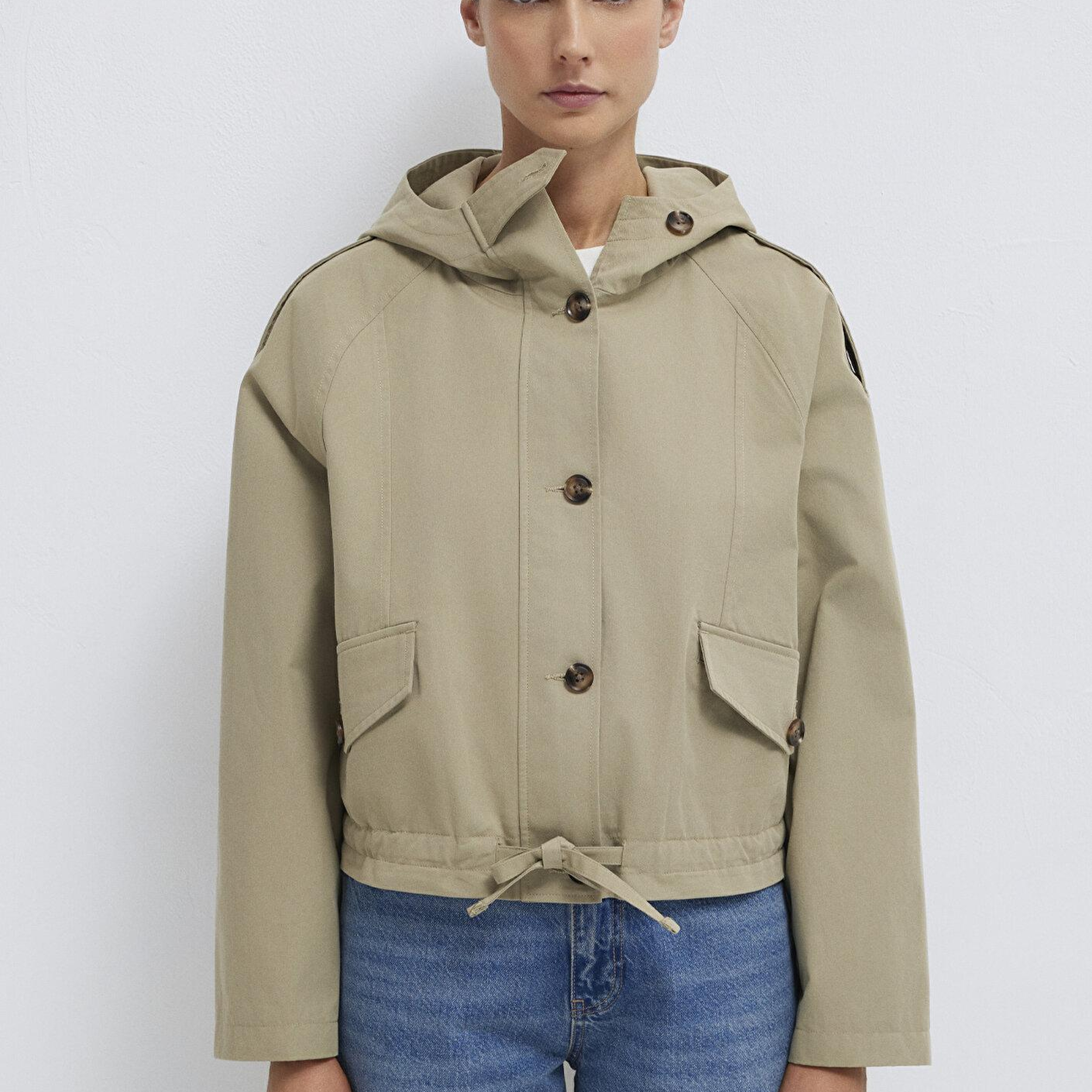 Mavi Kapüşonlu Bel Detaylı Bej Kısa Ceket Oversize / Geniş Kesim 1110756-70354