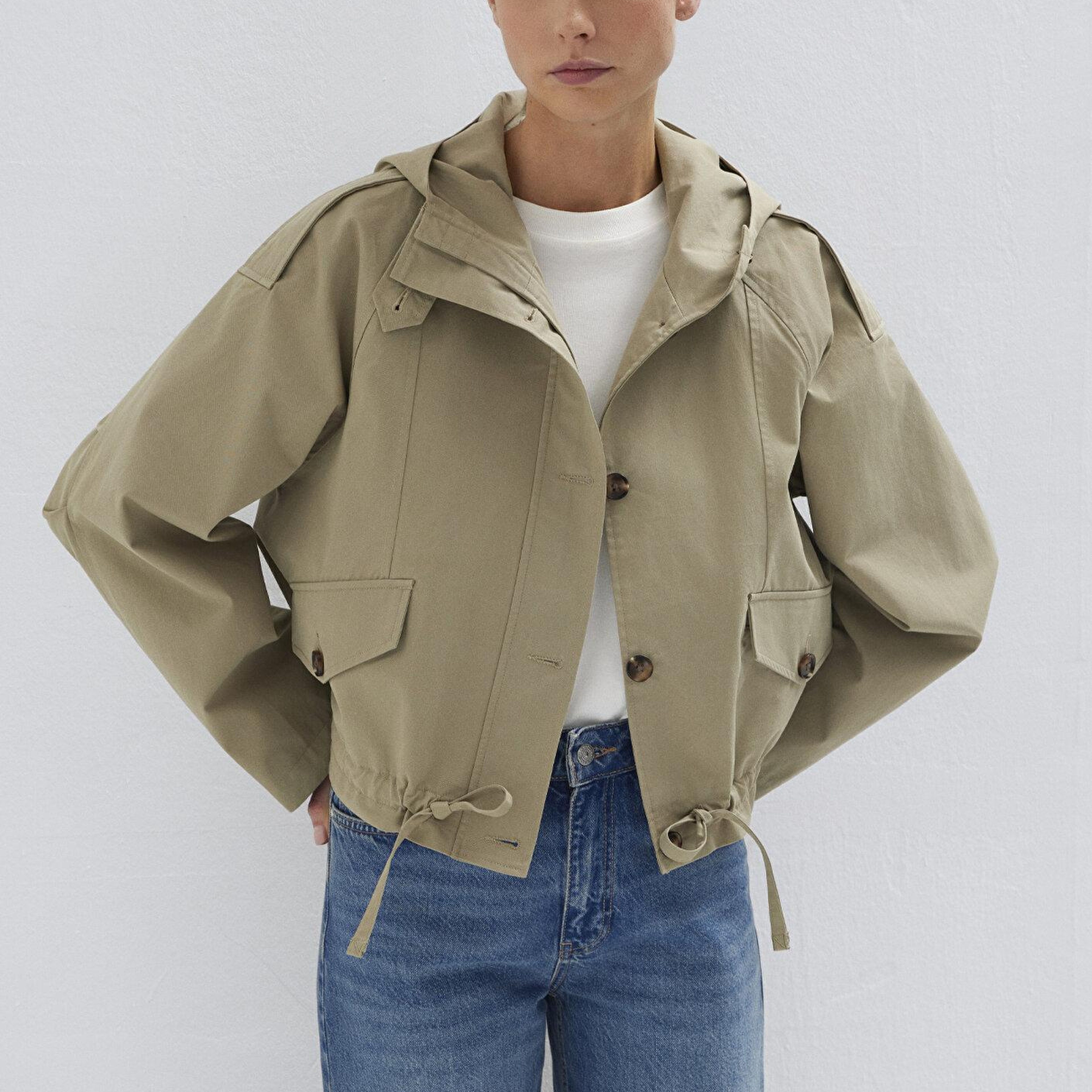 Mavi Kapüşonlu Bel Detaylı Bej Kısa Ceket Oversize / Geniş Kesim 1110756-70354