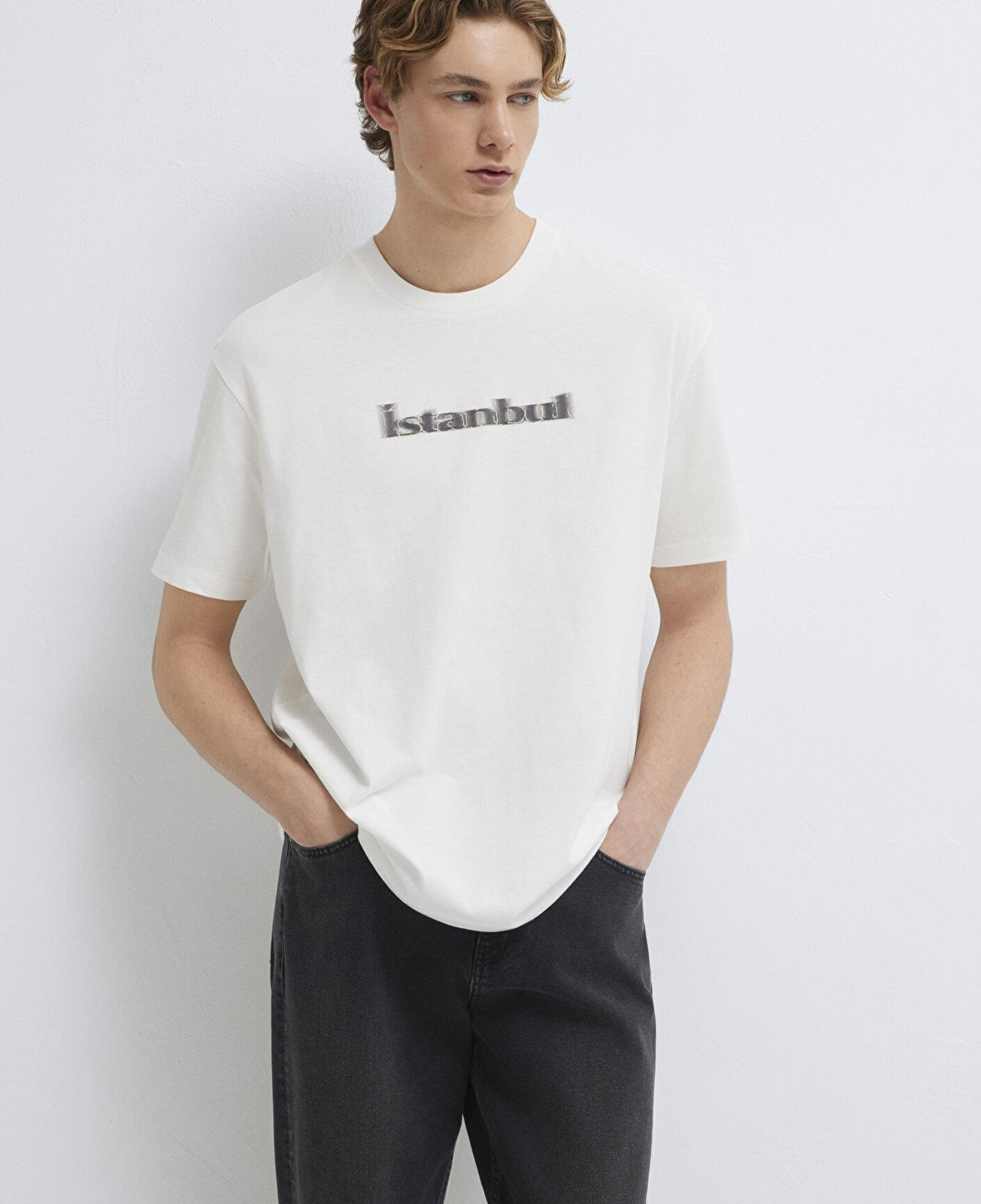 Mavi İstanbul Baskılı Ekru Tişört Loose Fit / Bol Rahat Kesim 0613664-70057