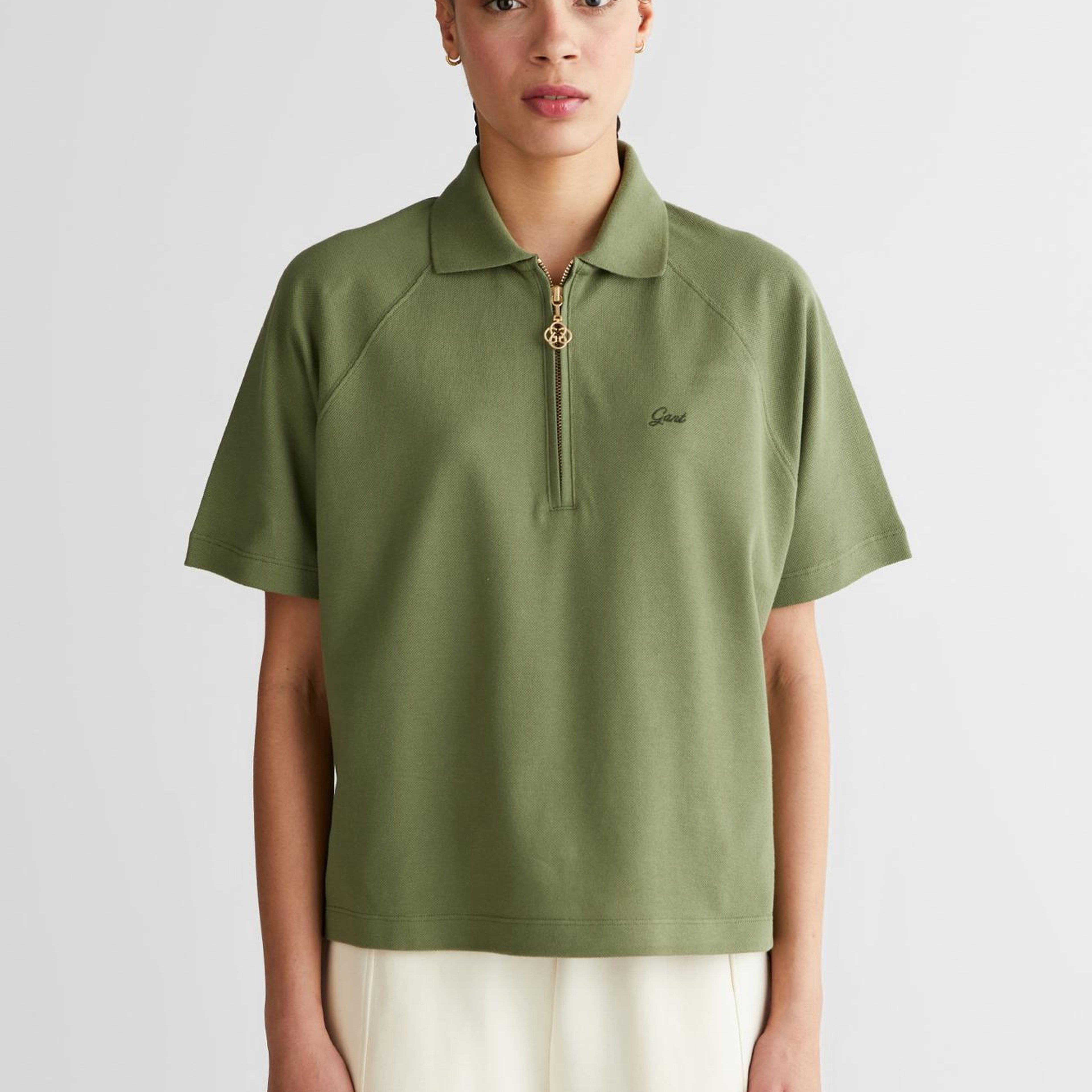 GANT Kadın Yeşil Regular Fit Yarım Fermuarlı Polo Yaka T-Shirt