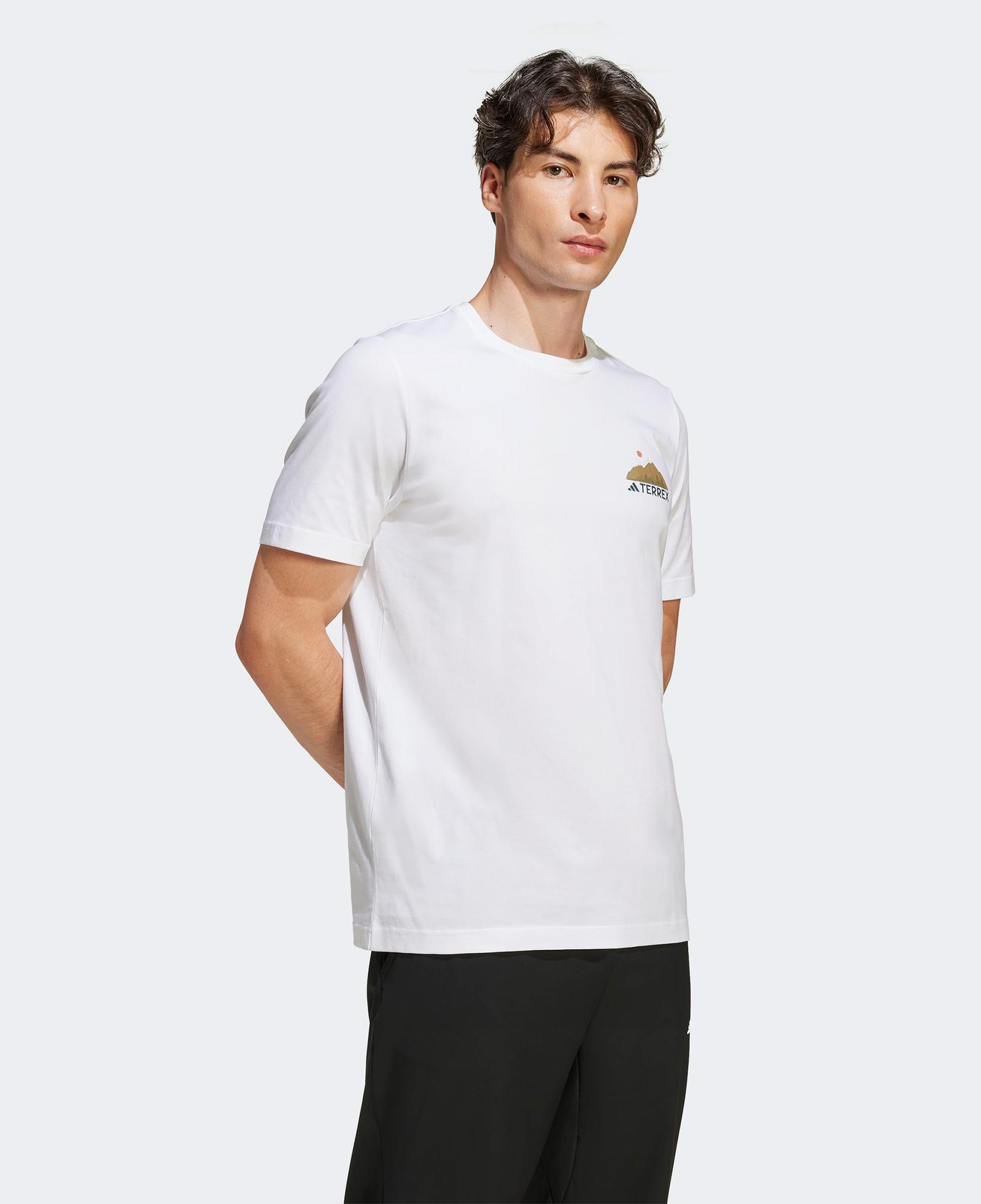 adidas Camp T Erkek Beyaz Yürüyüş T-Shirt