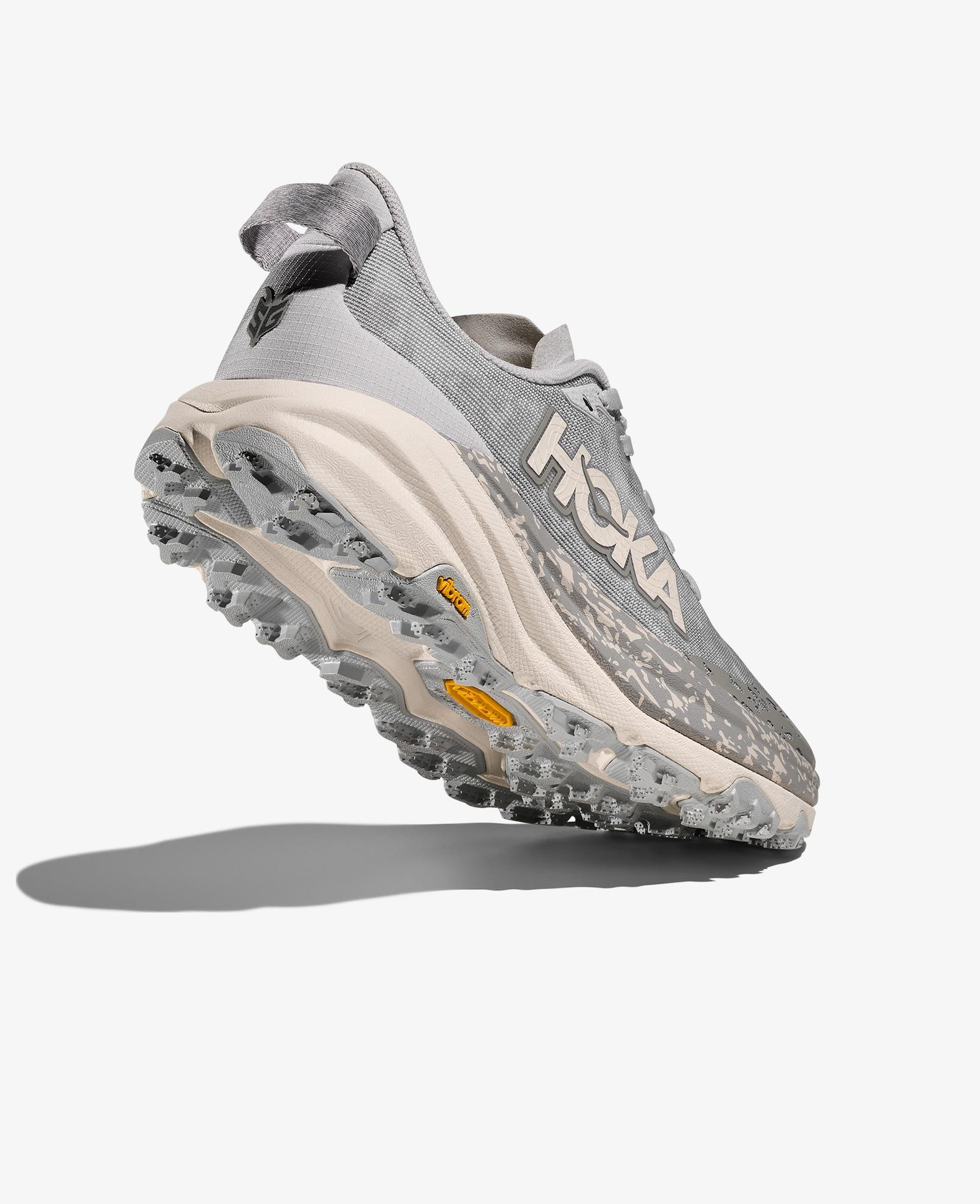 Hoka Speedgoat 6 Kadın Gri Arazi Koşu Ayakkabısı