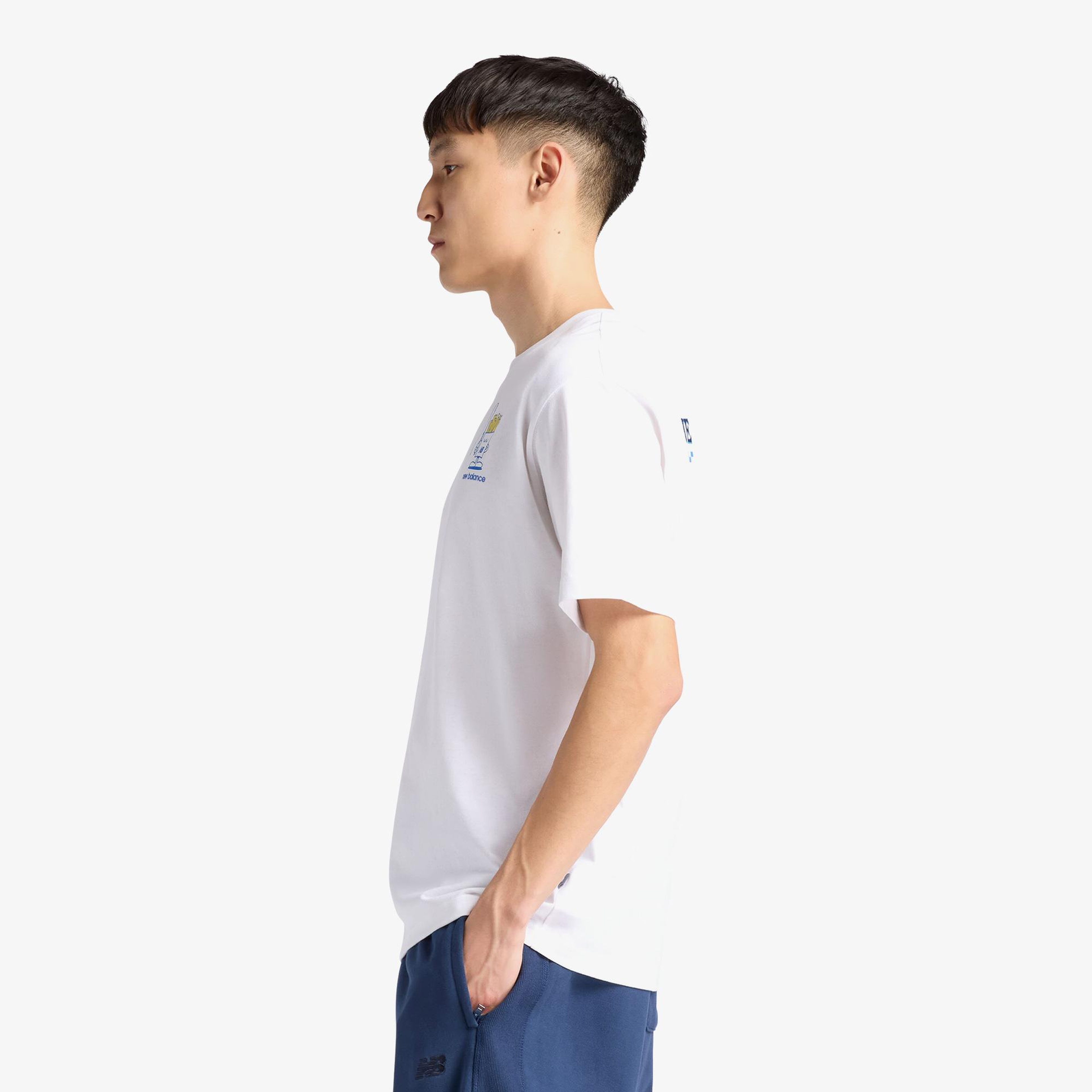 New Balance Fish and Chips Erkek Beyaz T-Shirt