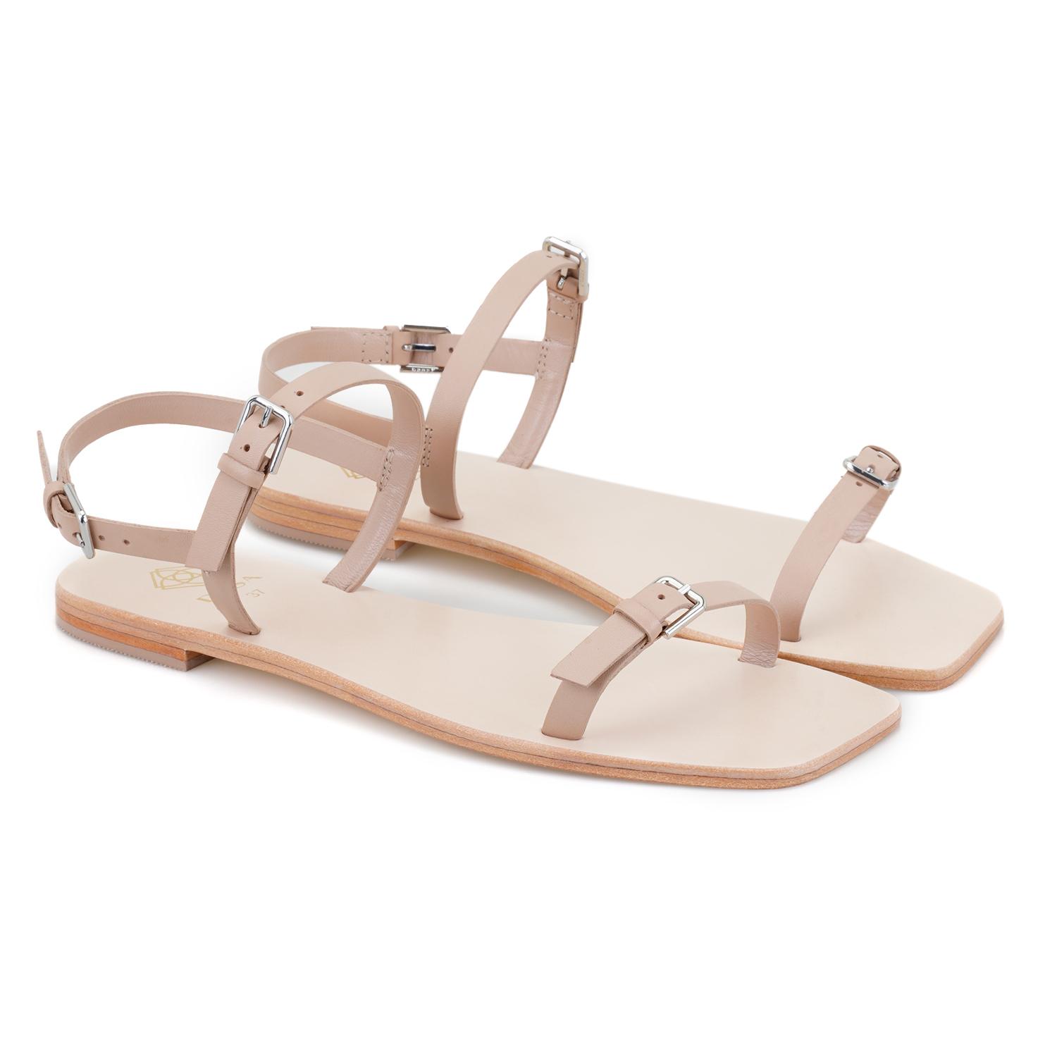 Kadın Bej Ayarlanabilir Tokalı Deri Sandalet