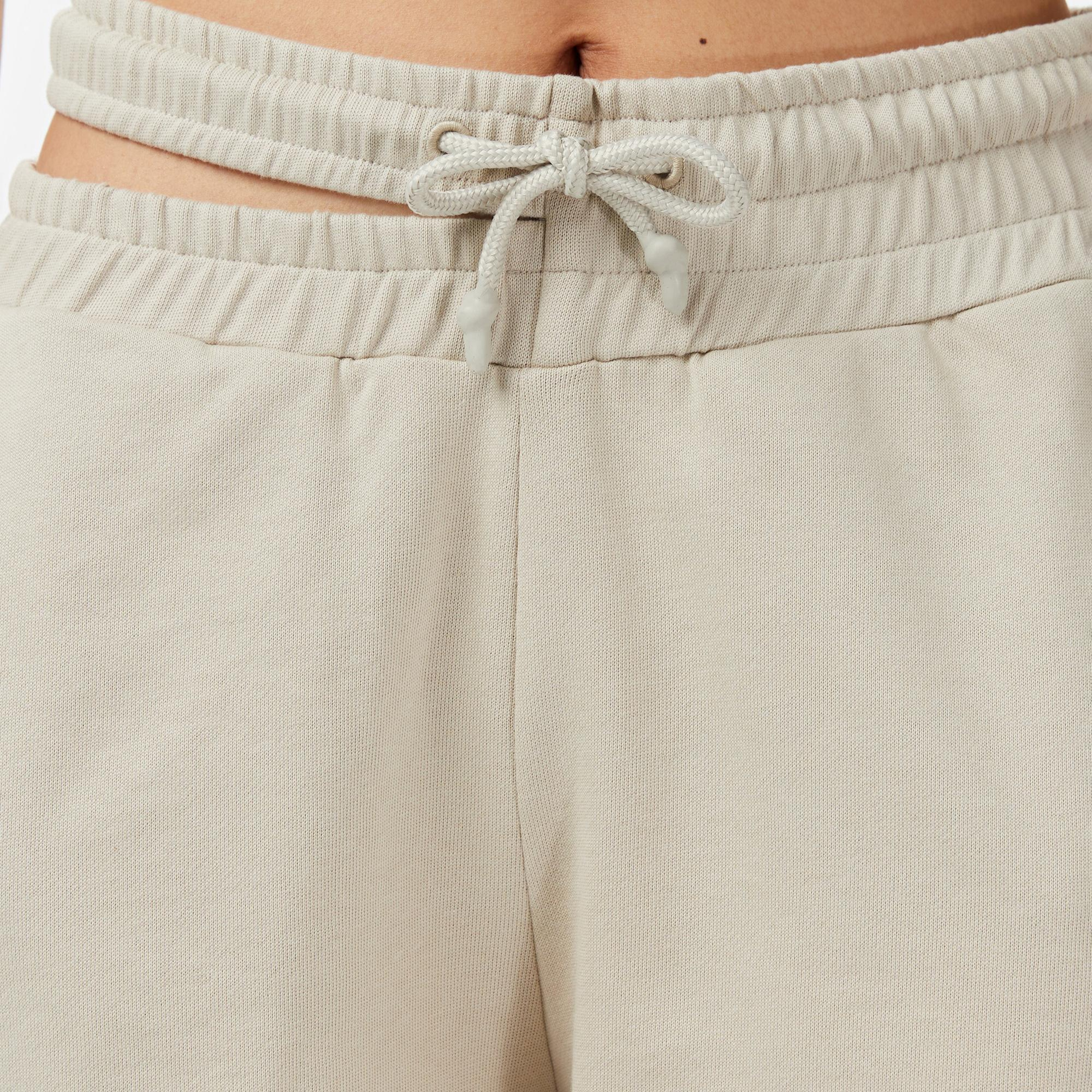 UNITED4 Regular Fit Kadın Krem Şort