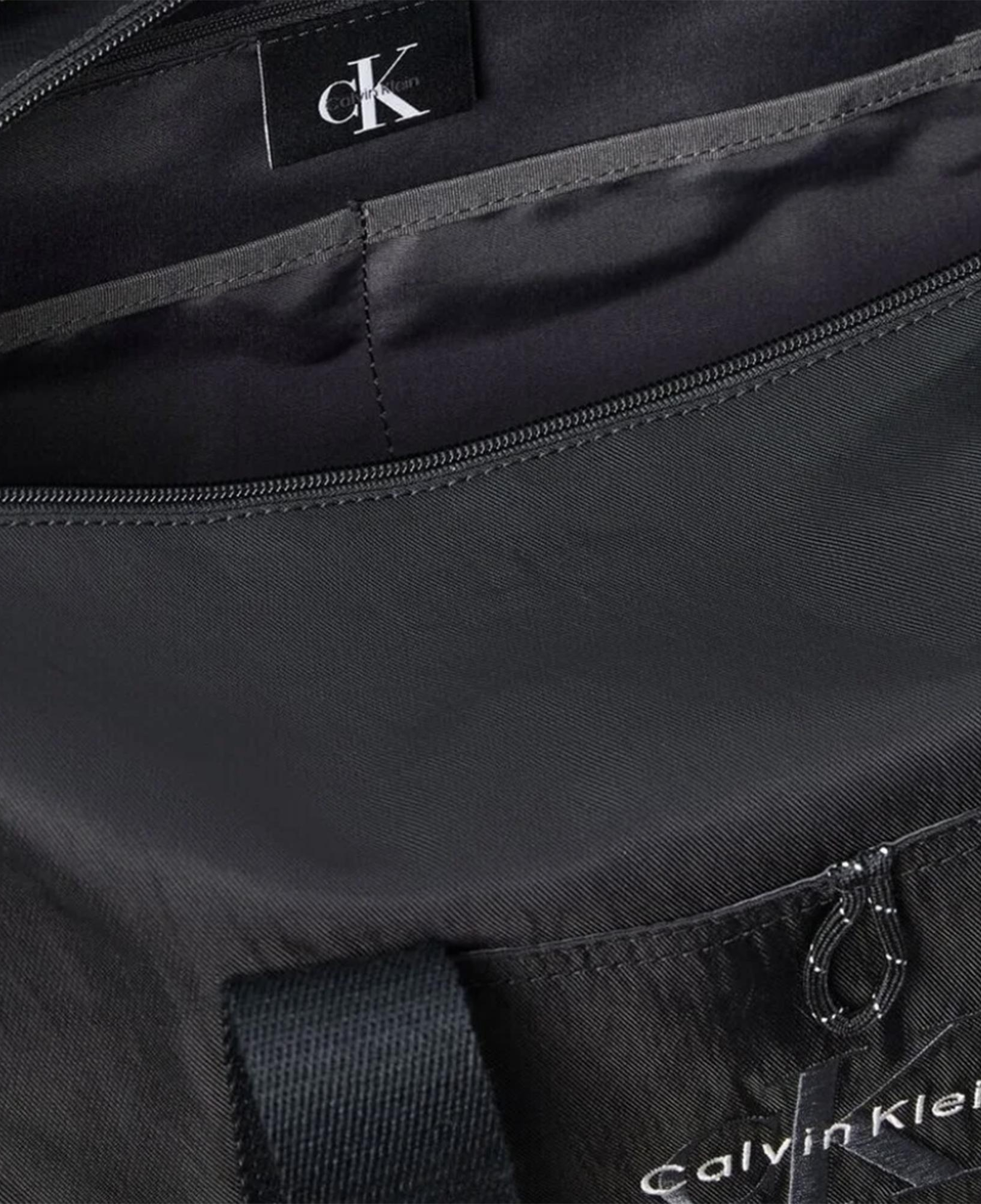 Calvin Klein Bold Weekender Erkek Siyah Spor Çantası