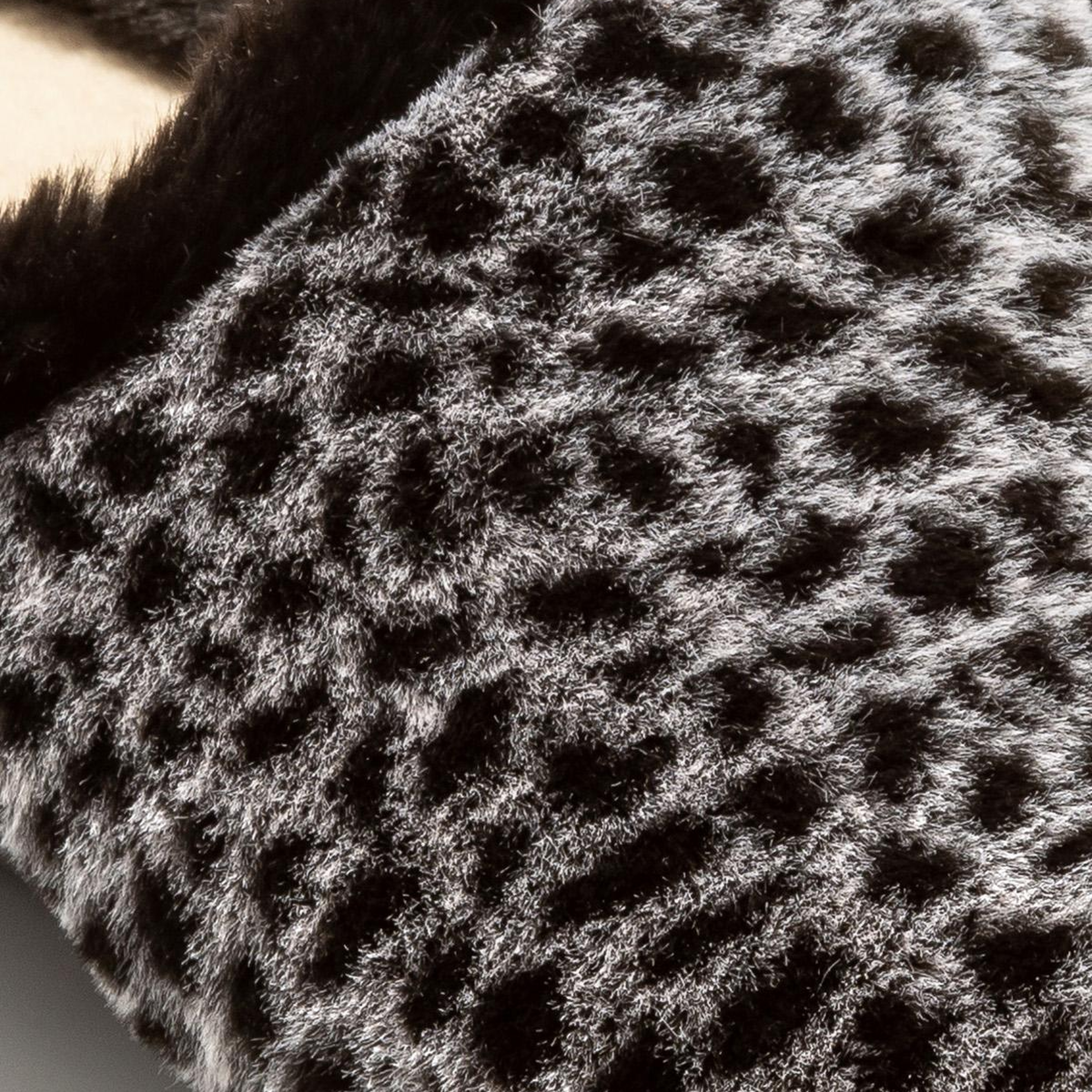 Leopar Kadın Ev Terliği Siyah 36/41