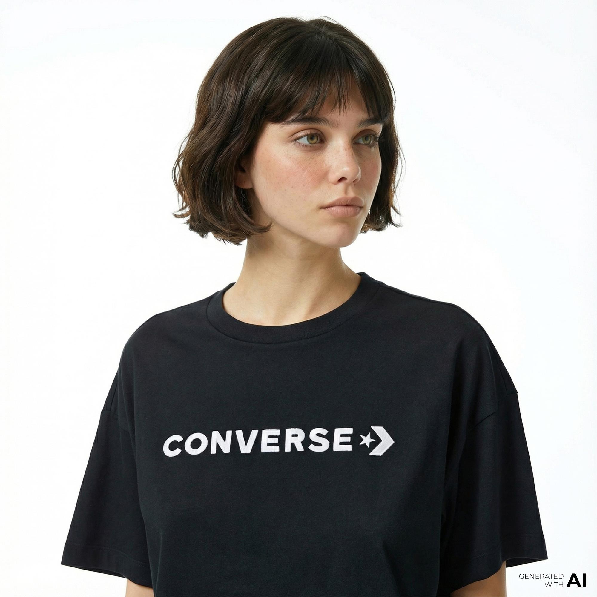 Converse Wordmark Relaxed Fit Baskılı Kadın Siyah T-Shirt