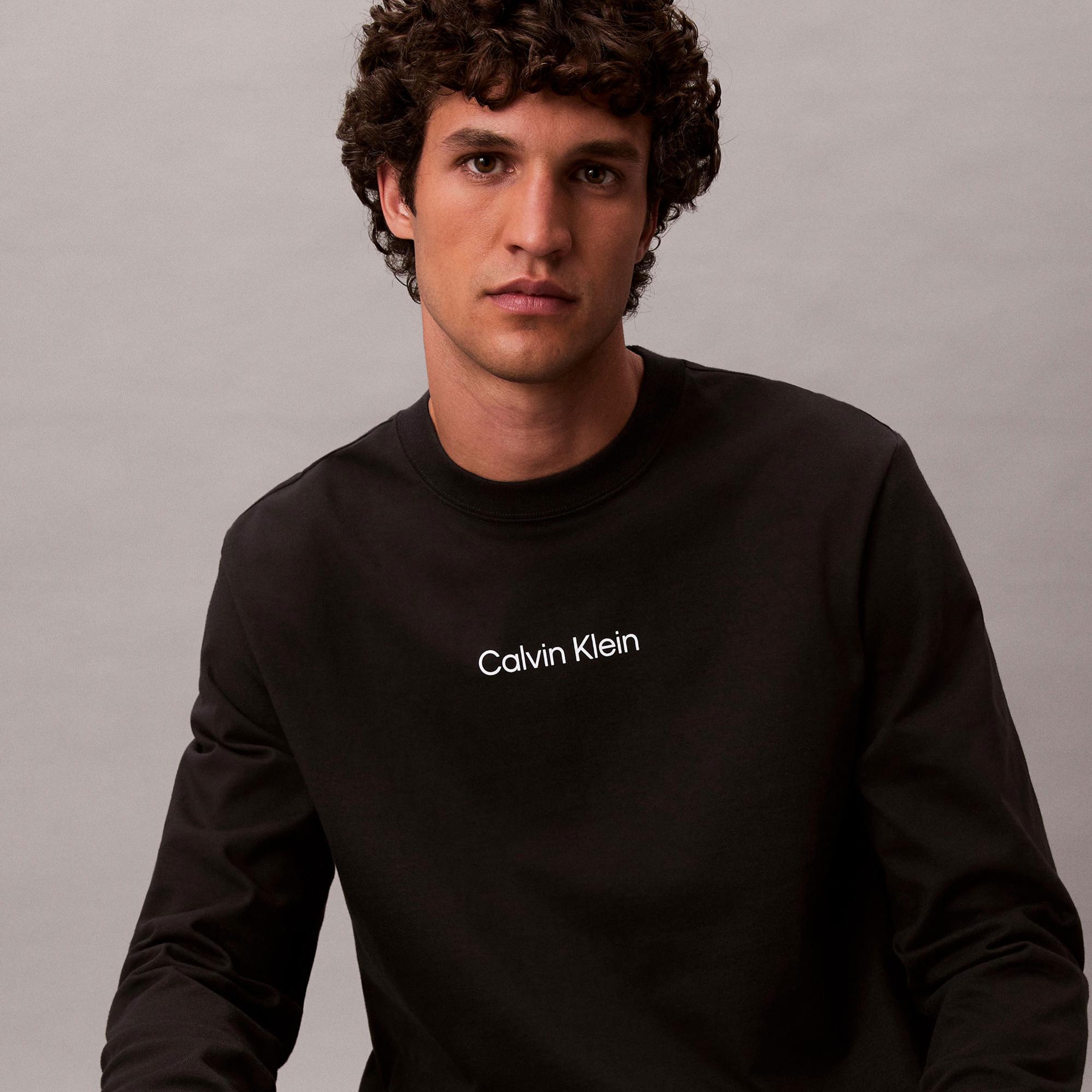 Calvin Klein Standard Logo Crew Erkek Siyah T-Shirt