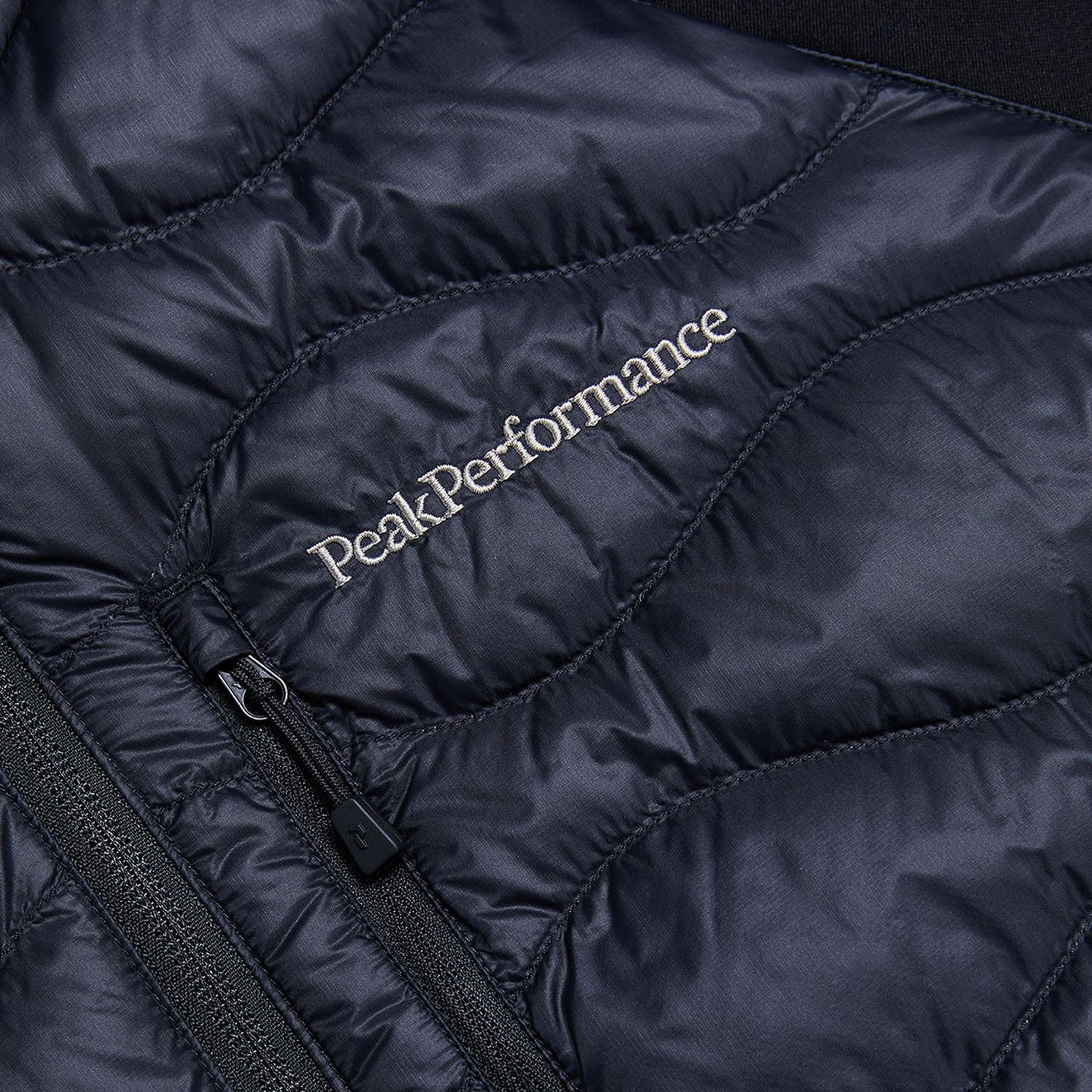 M Helium Down Hybrid Hood