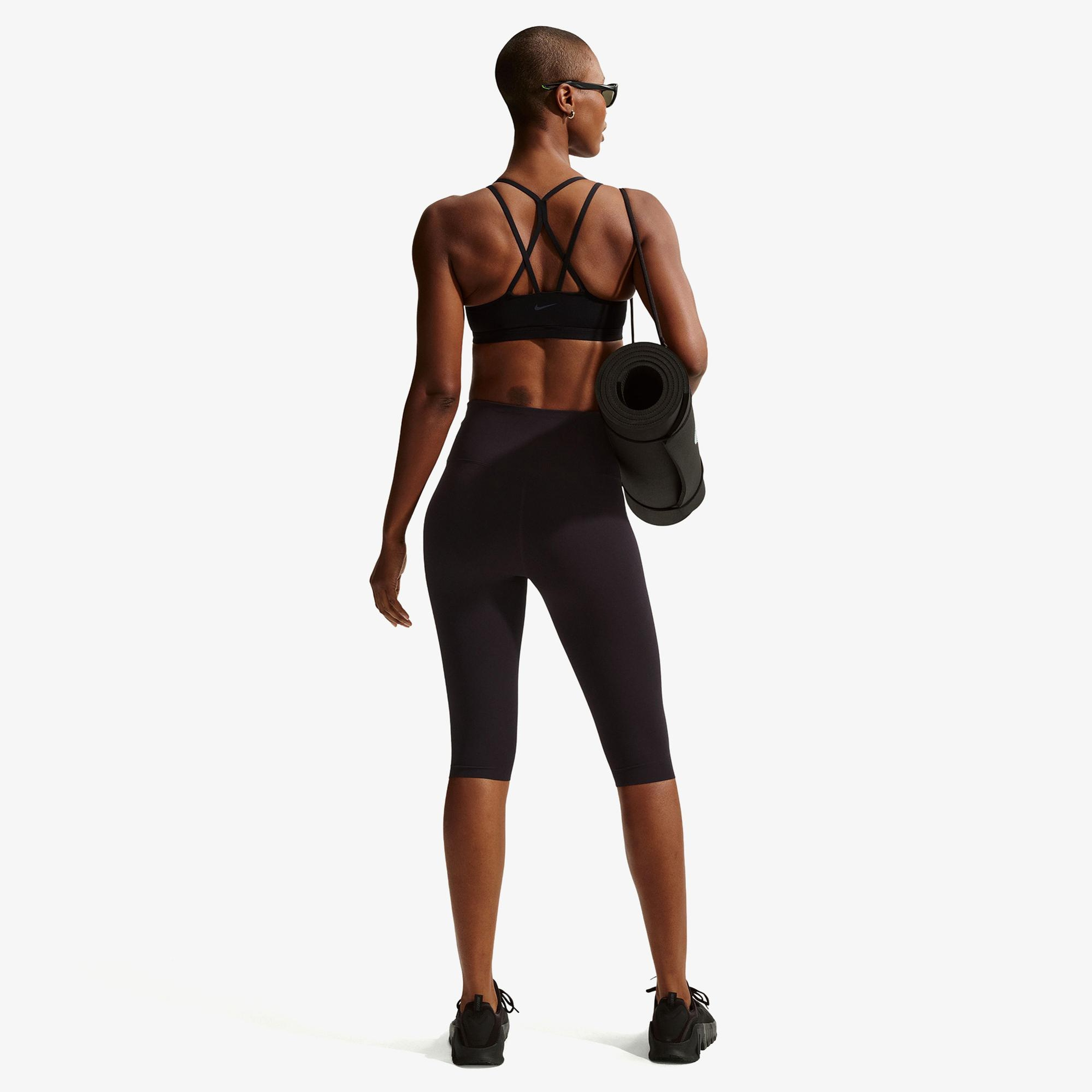 Nike Dri-Fit Zenvy Strappy Kadın Siyah Bra