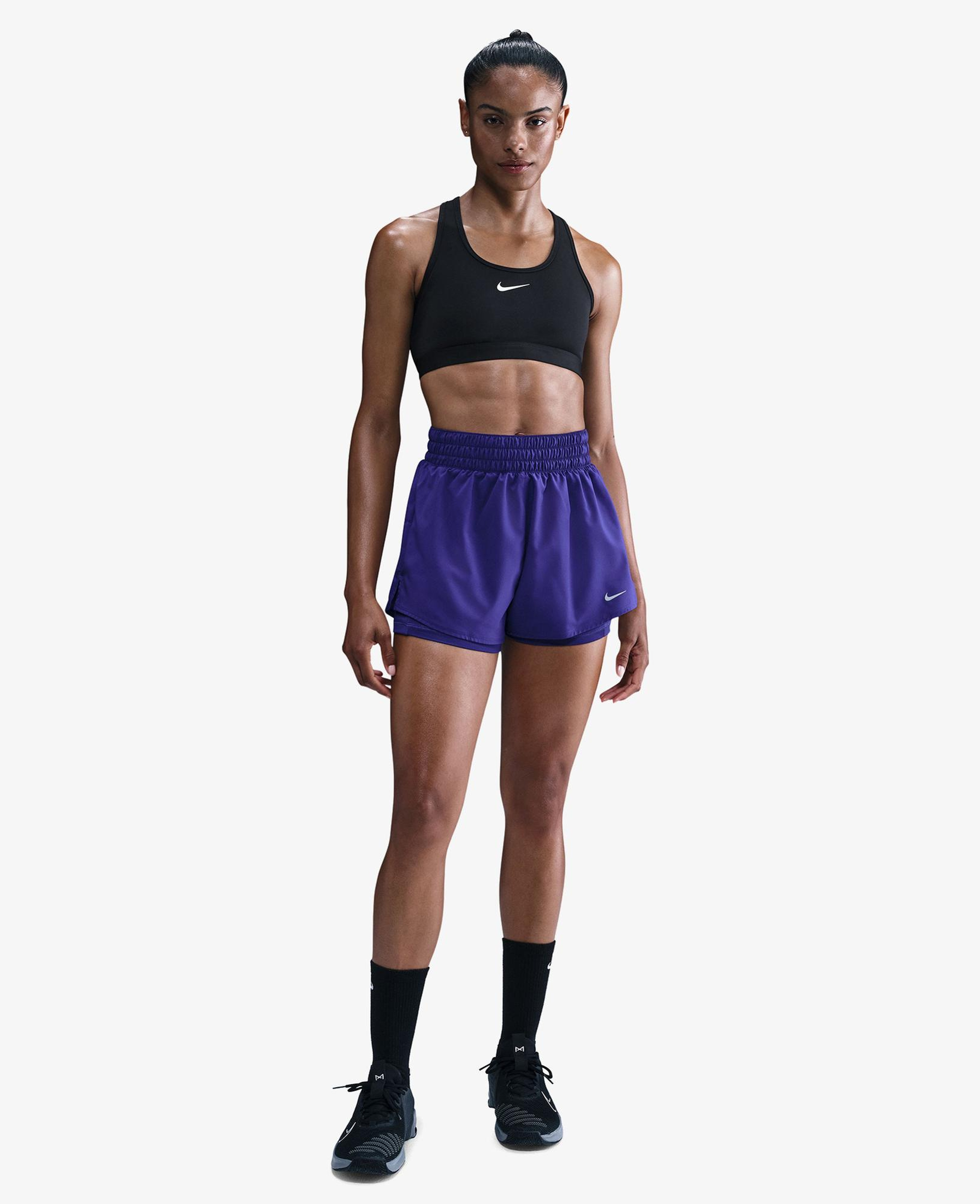 Nike Swoosh Kadın Siyah Bra