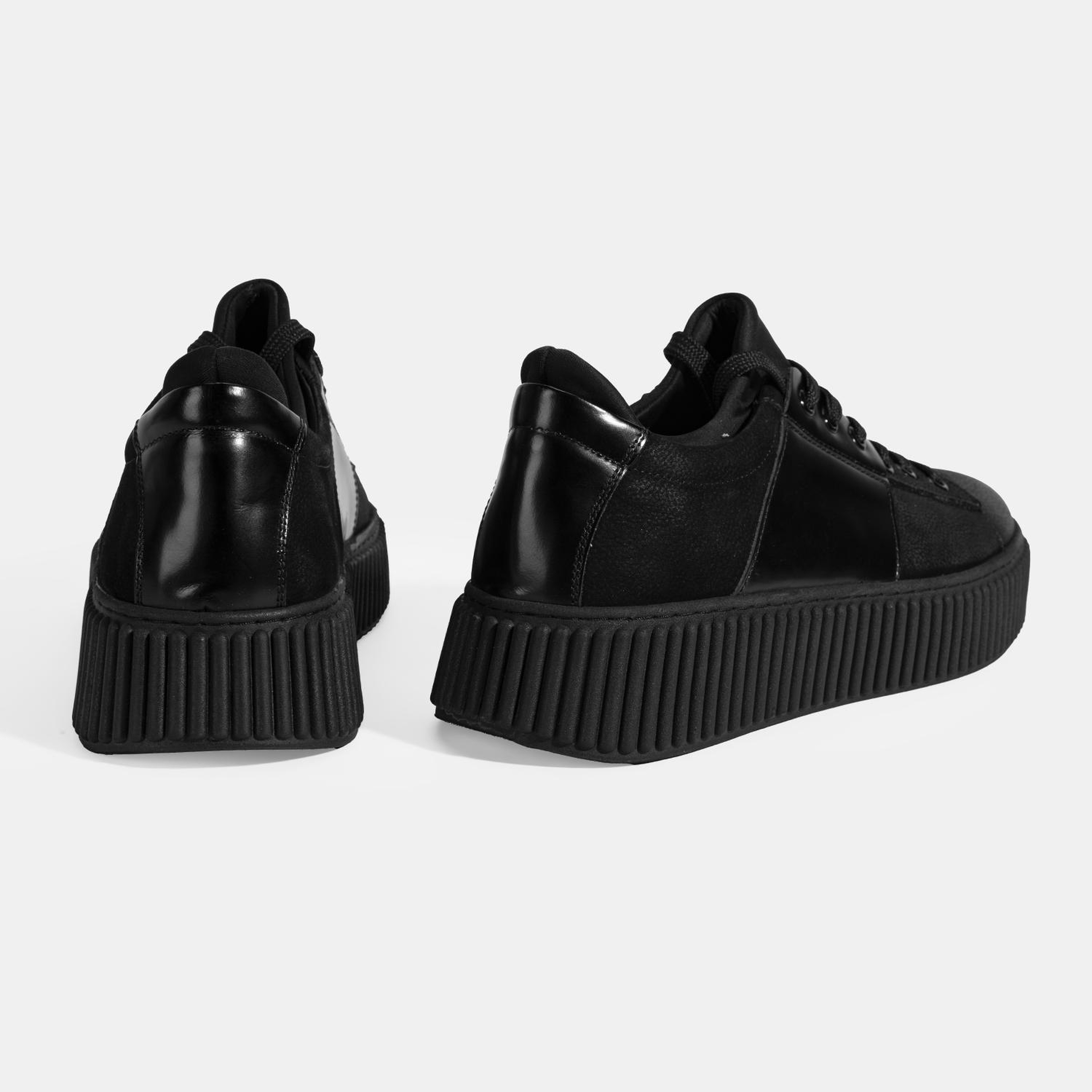 Erkek Siyah Bağcıklı Deri Spor Ayakkabı