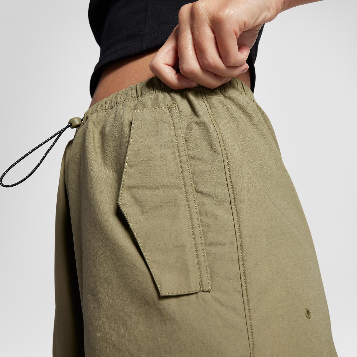 Converse Kadın Haki Paraşüt Pantolon