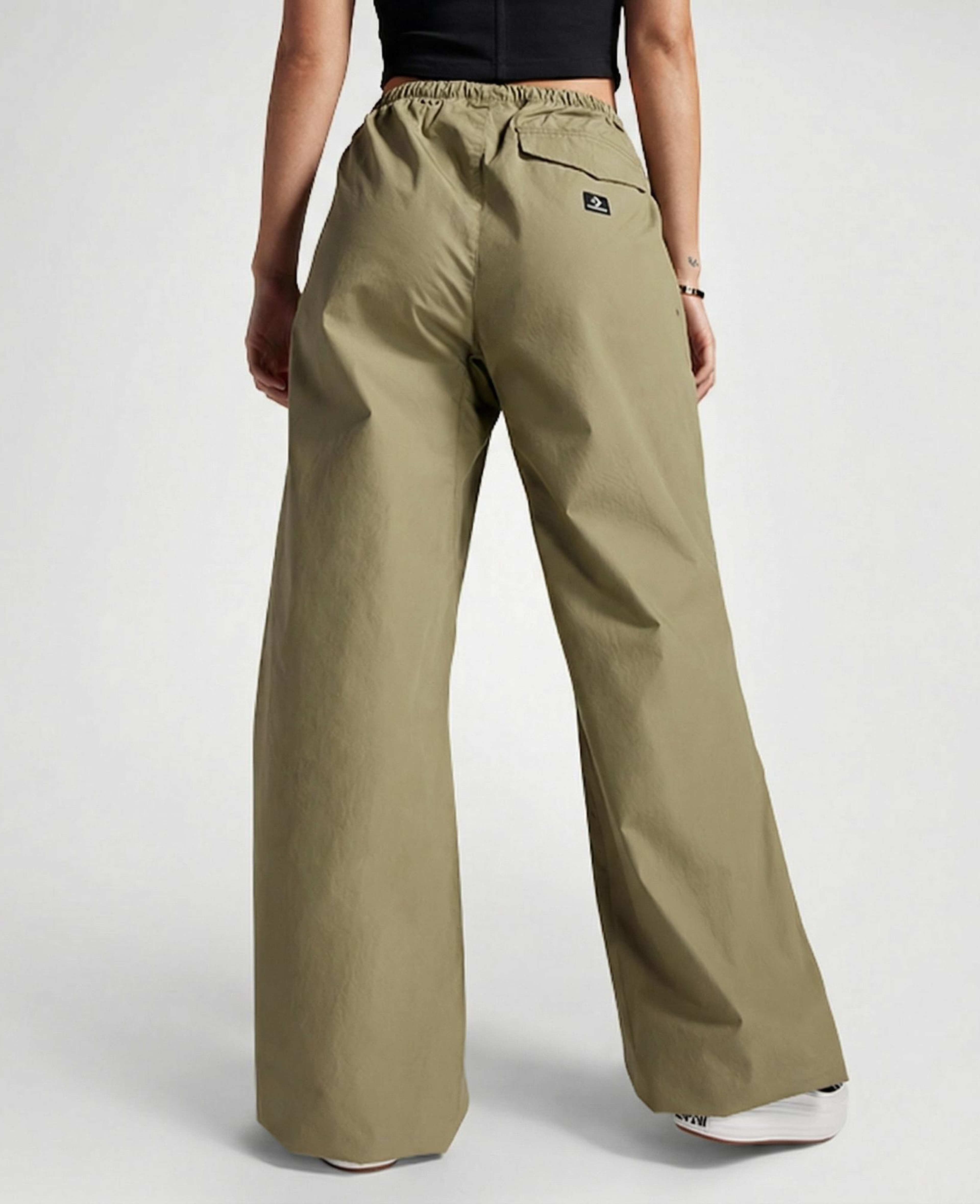 Converse Kadın Haki Paraşüt Pantolon