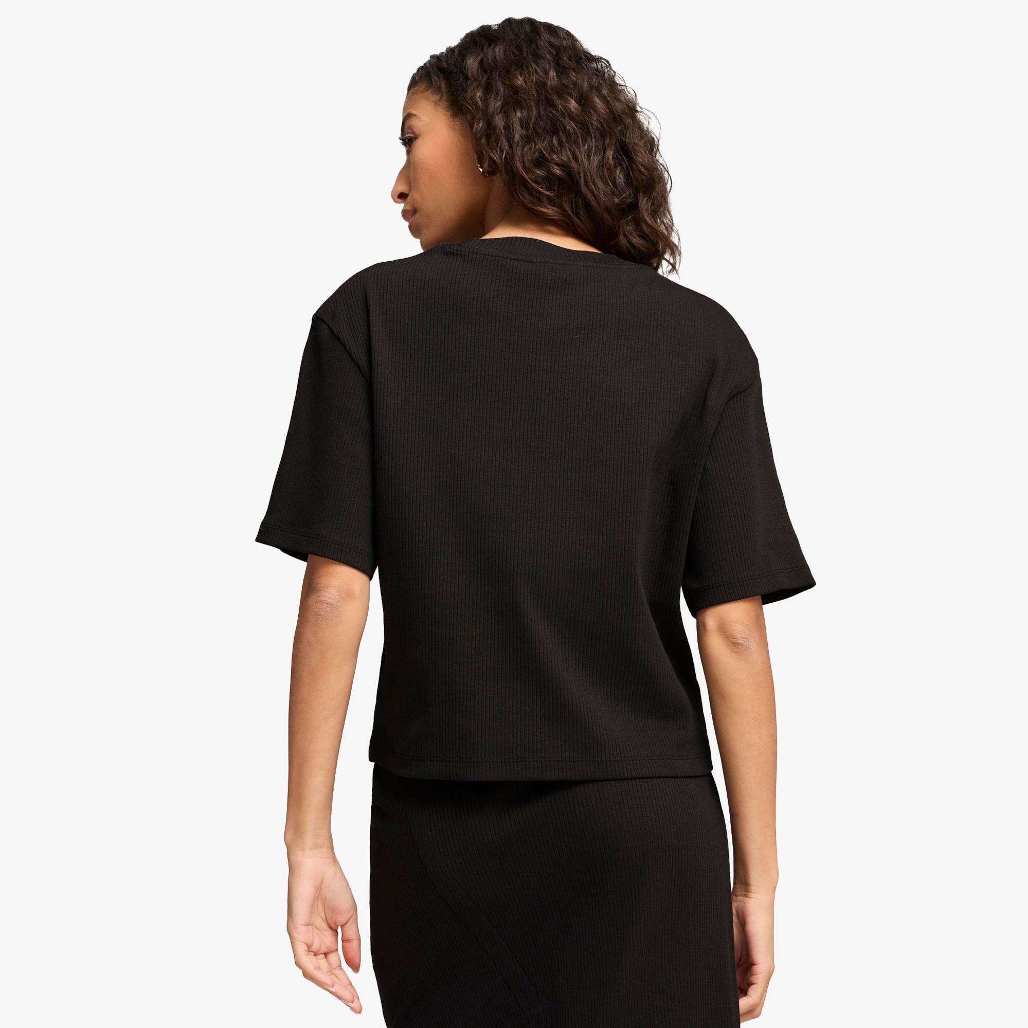 Puma Classıcs Ribbed Relaxed Kadın Siyah T-Shirt