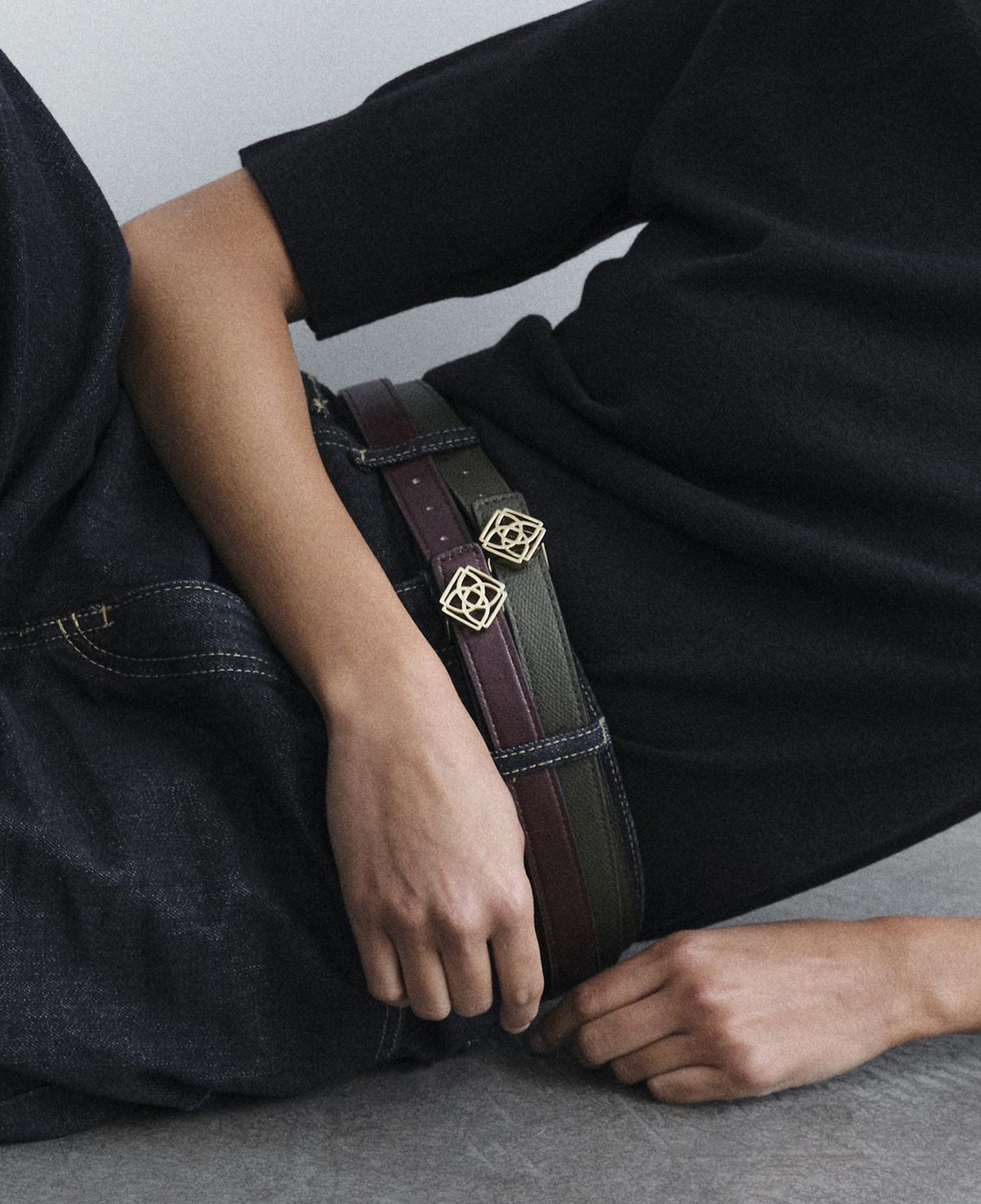 Kadın Siyah / Koyu Yeşil Çift Taraflı Deri Kemer