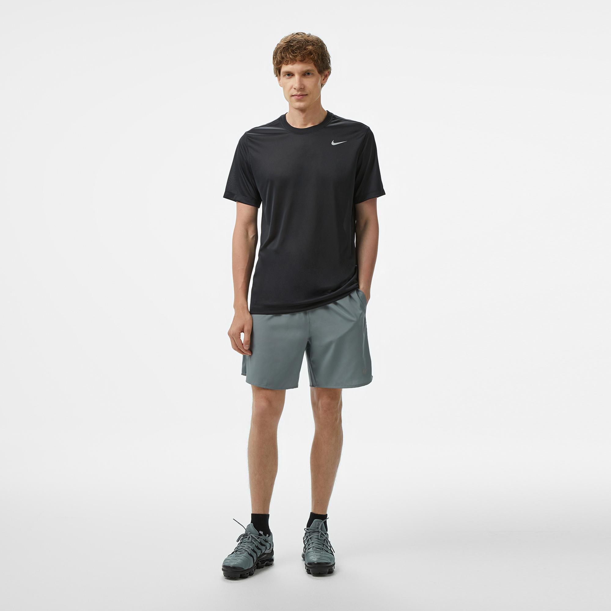 Nike Dri-Fit Challenger 18 cm Erkek Gri Şort