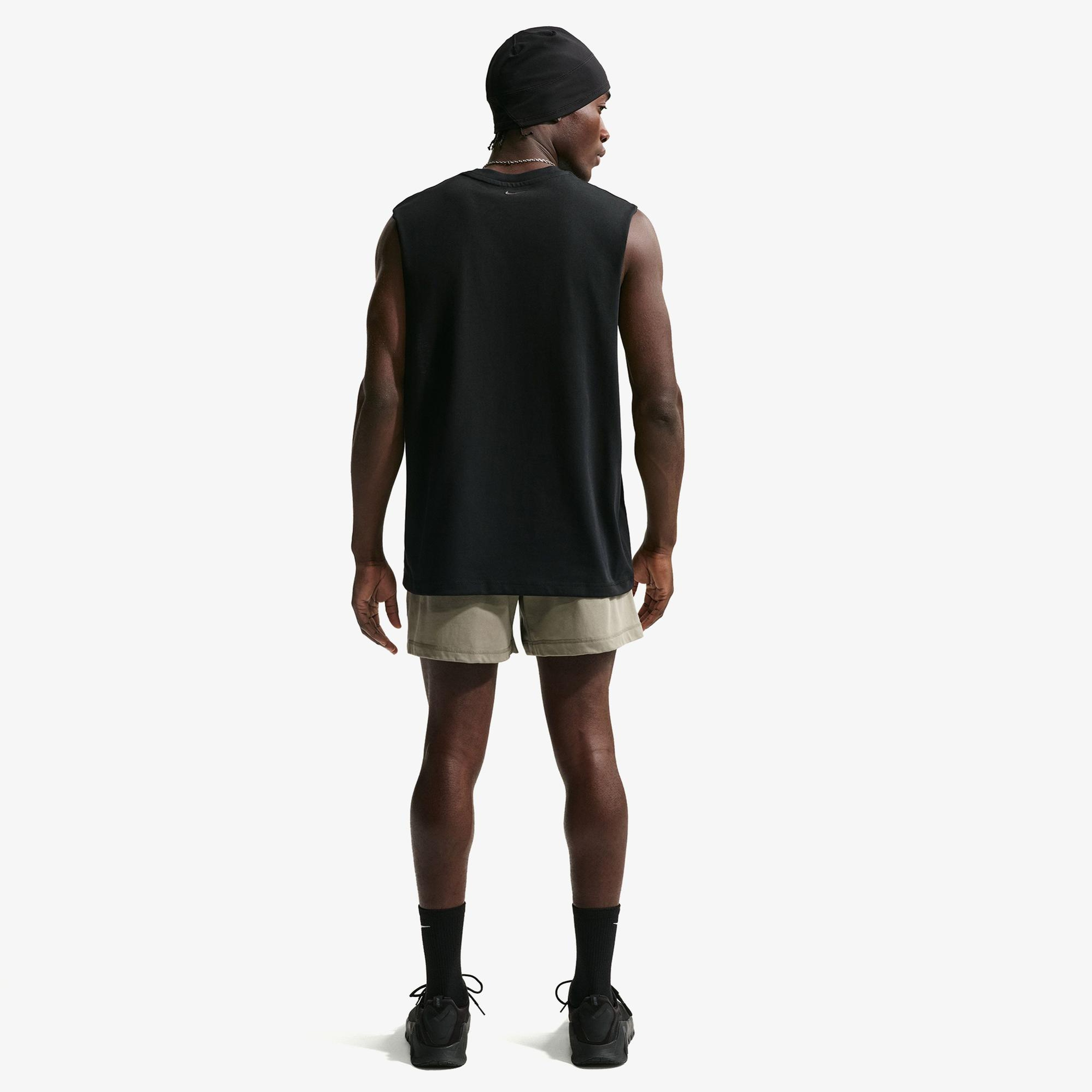 Nike Dri-Fit NAC Erkek Siyah Kolsuz T-Shirt