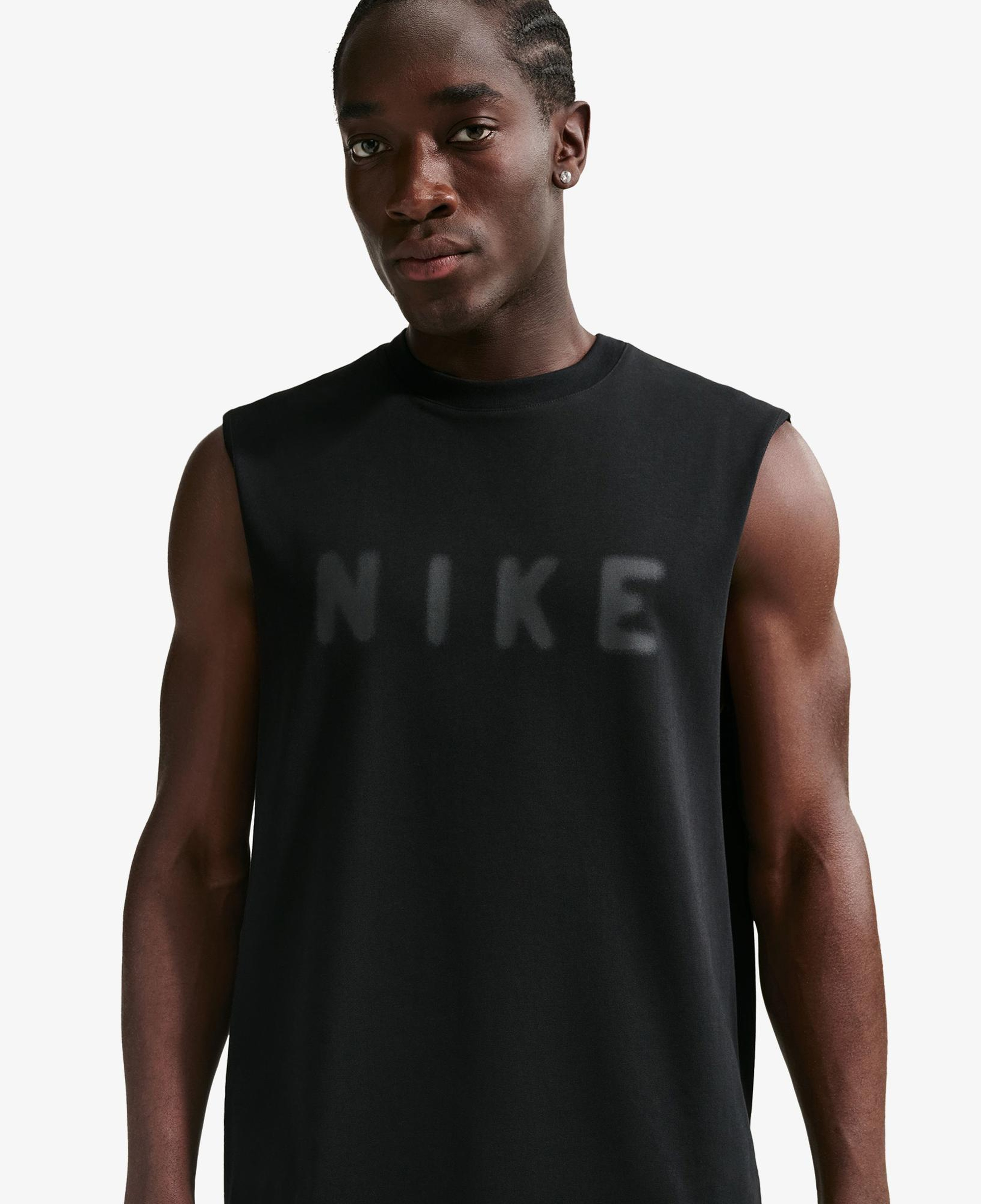 Nike Dri-Fit NAC Erkek Siyah Kolsuz T-Shirt