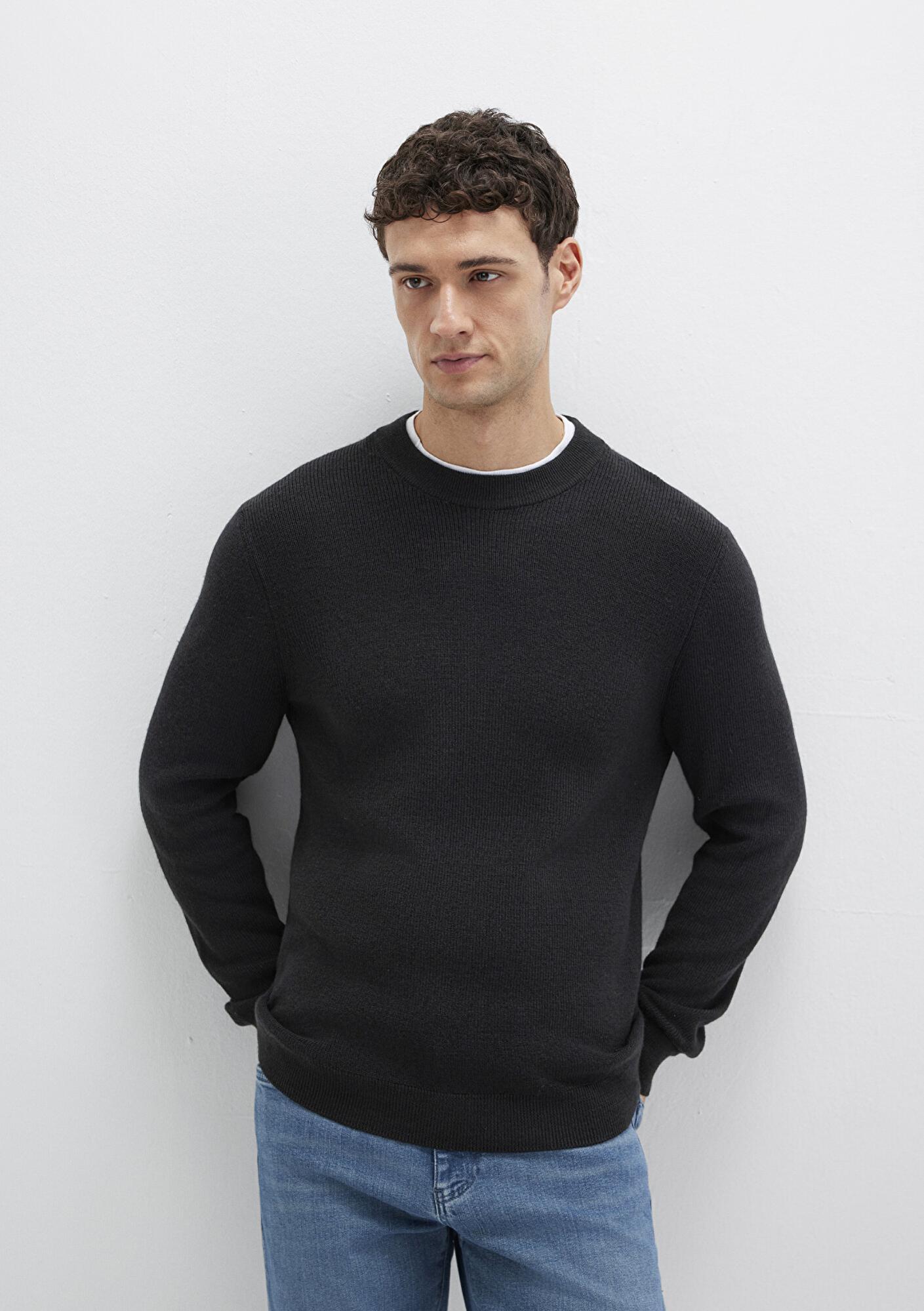 Mavi Yün Karışımlı Siyah Kazak Slim Fit / Dar Kesim 0710291-900