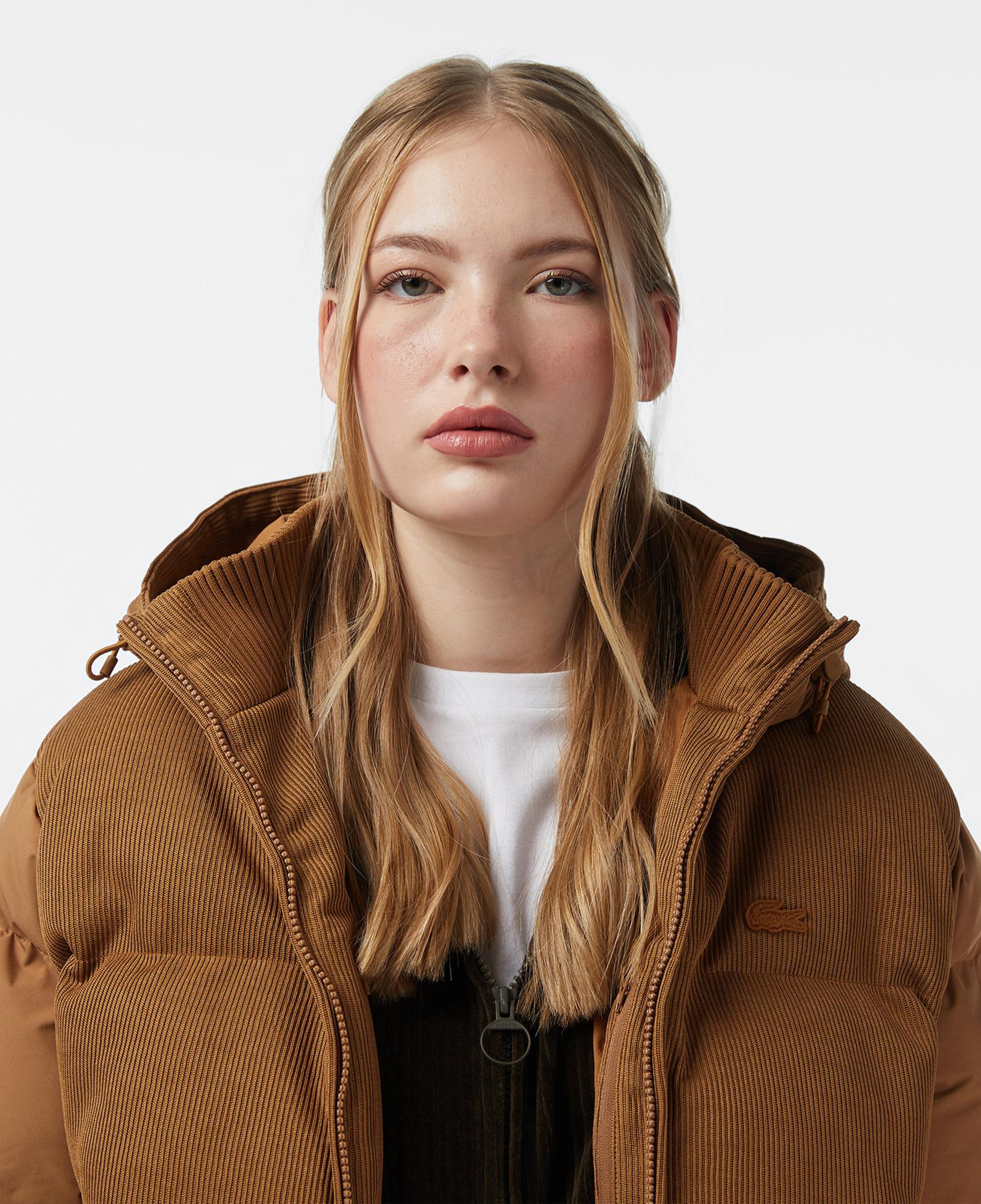 Lacoste Kadın Kapüşonlu Açık Kahverengi Mont