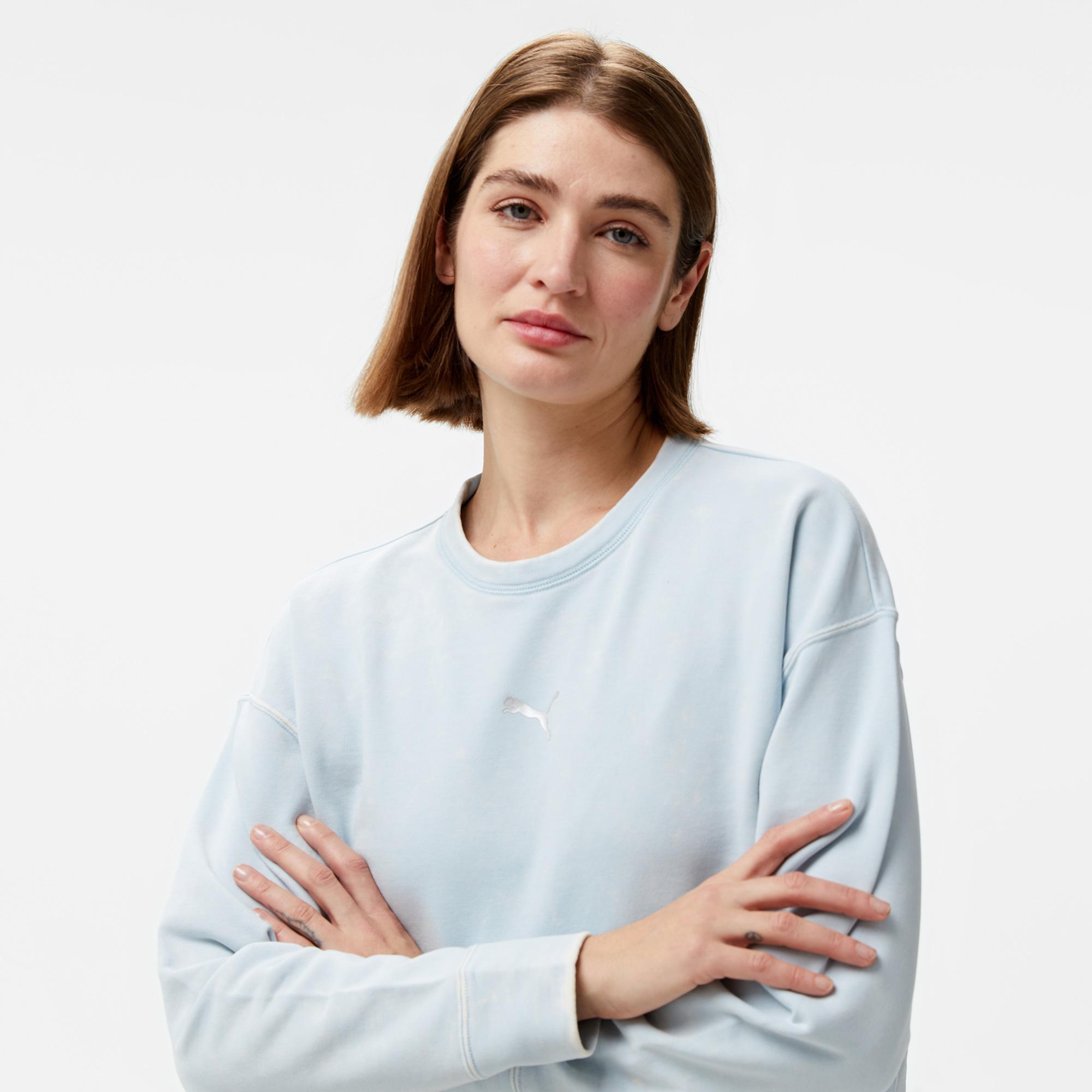 Puma Dare To Relaxed Washed Crew Kadın Mavi Sweatshirt