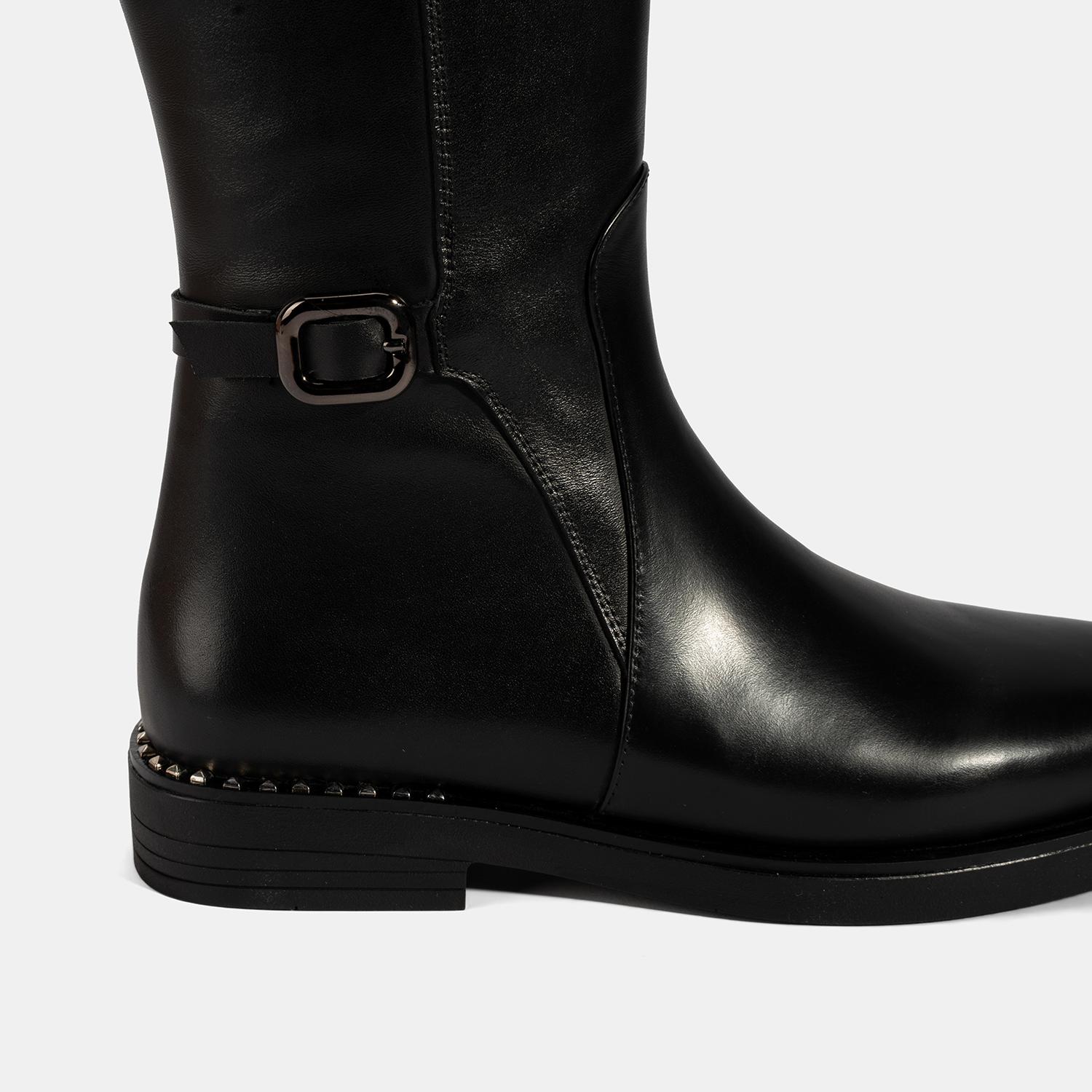 Kadın Siyah Metal Tokalı Kalın Topuklu Deri Çizme