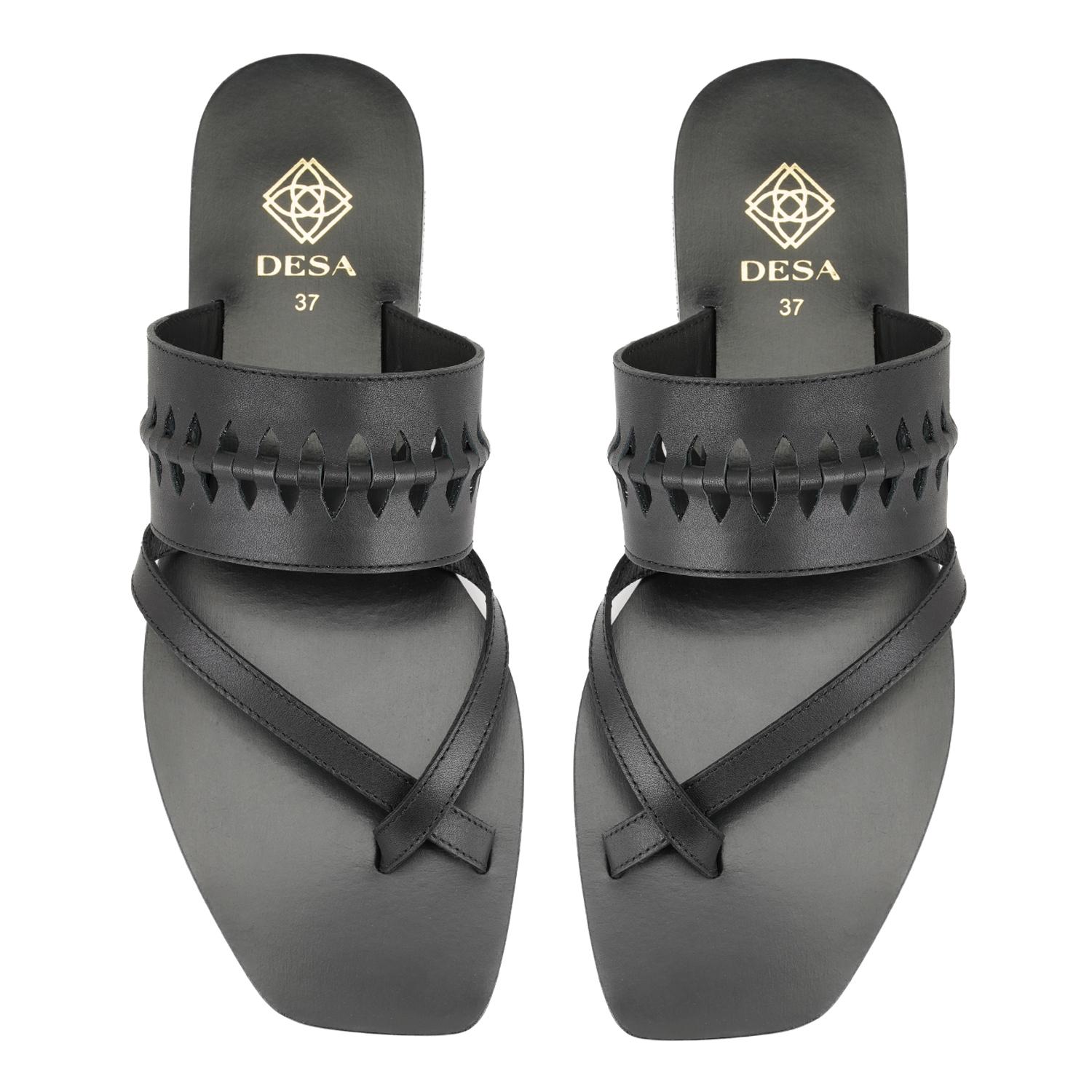 Kadın Siyah Parmak Arası Deri Terlik