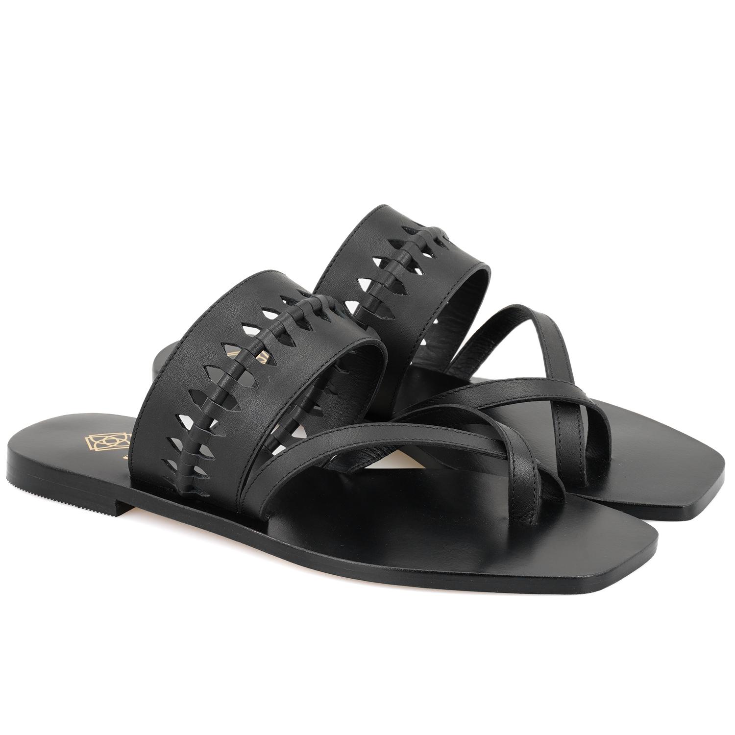 Kadın Siyah Parmak Arası Deri Terlik