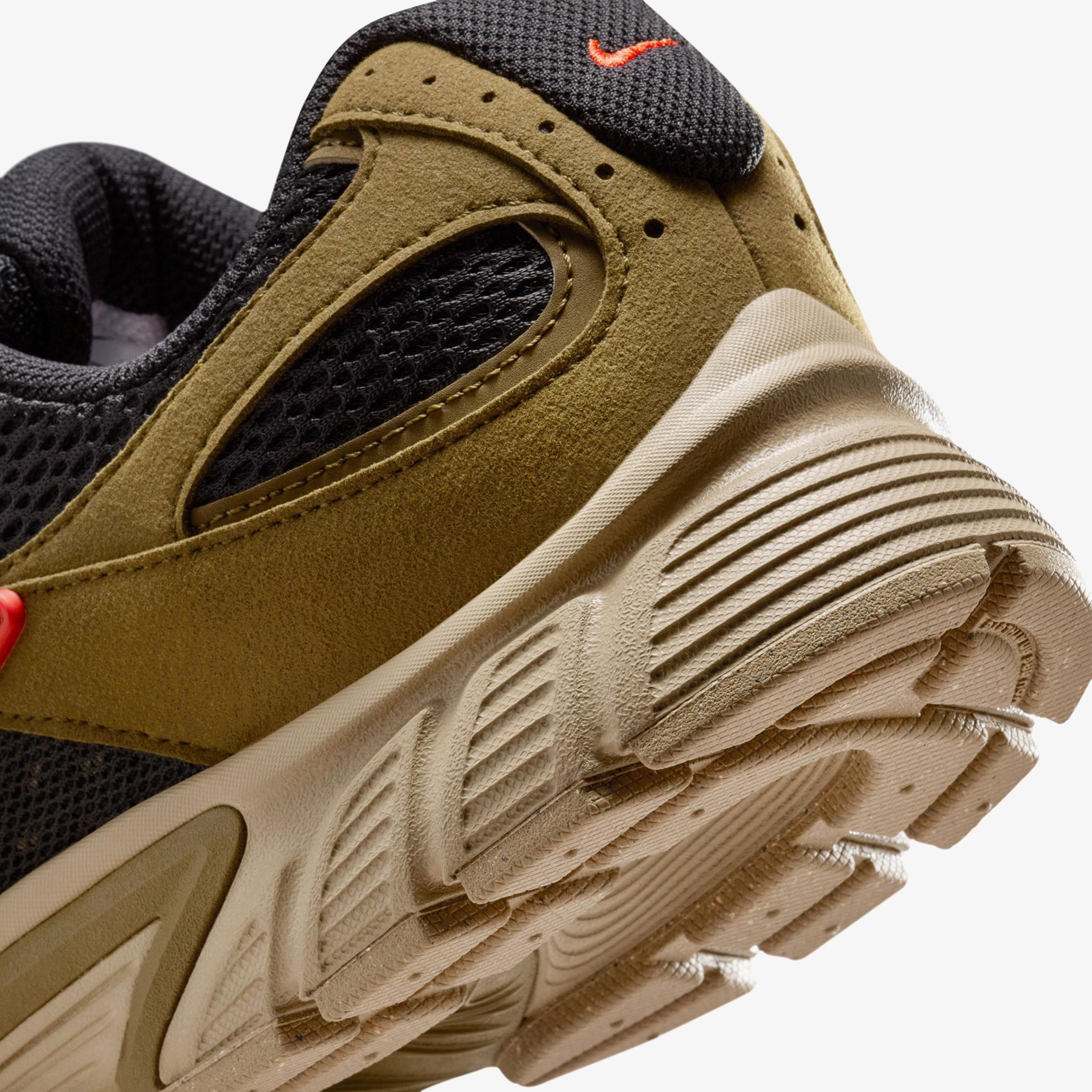 Nike V5 RNR Erkek Haki Spor Ayakkabı