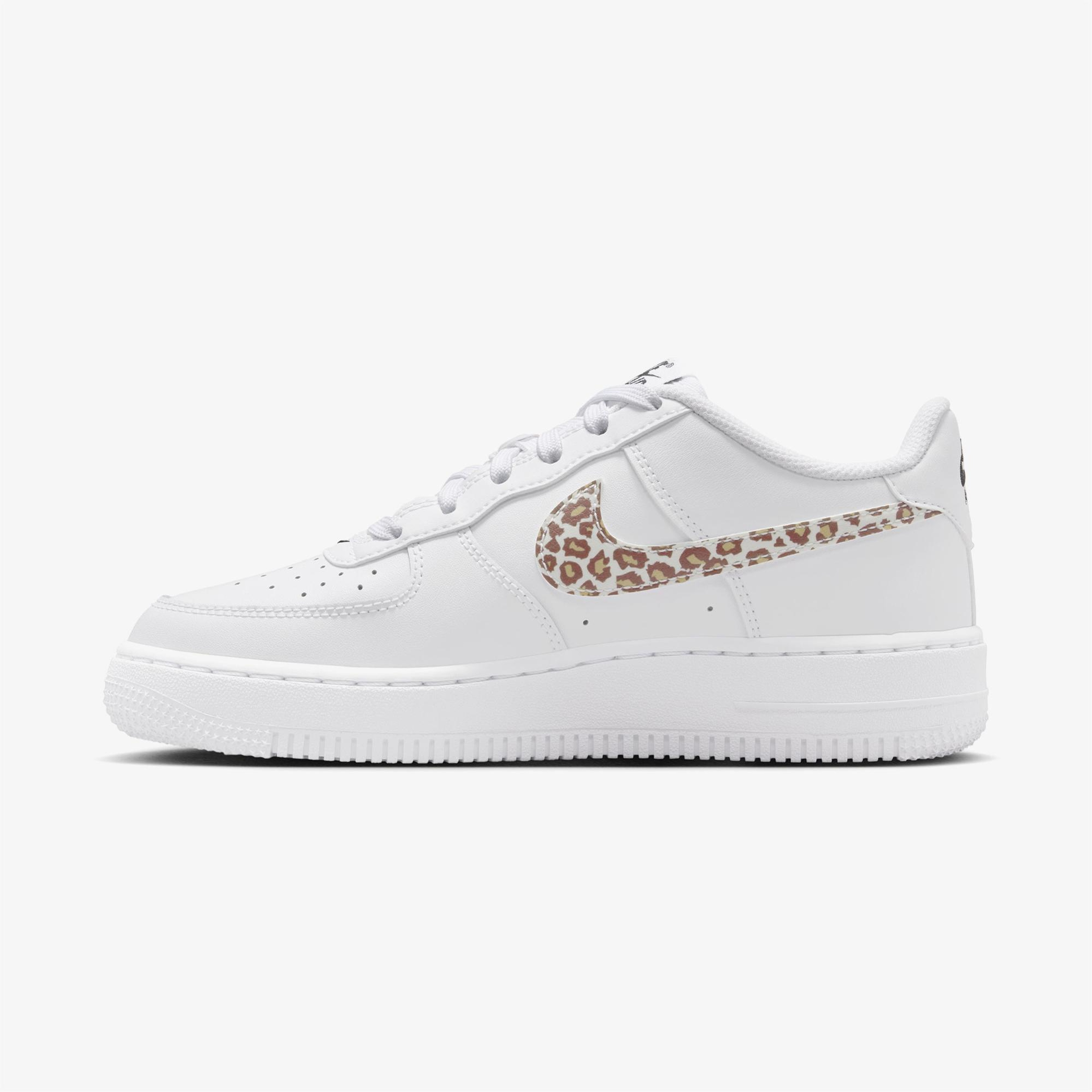 Nike Air Force 1 Low Beyaz Spor Ayakkabı