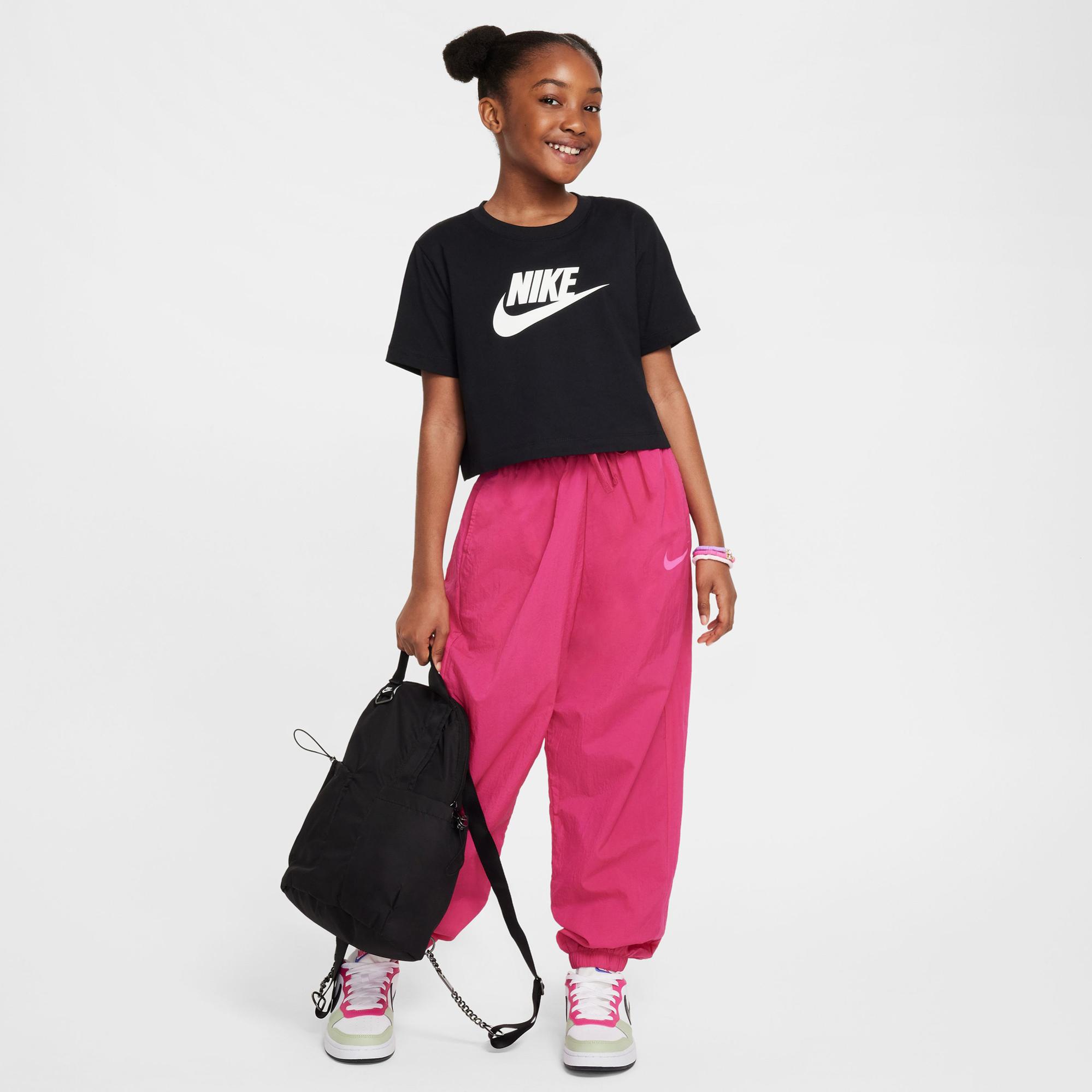 Nike Sportswear Futura Çocuk Siyah Crop T-Shirt