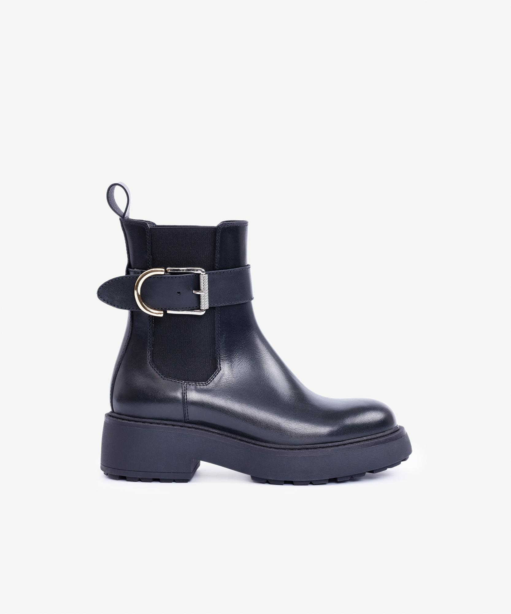 YARGICI Lastikli Ve Tokalı Deri Bot