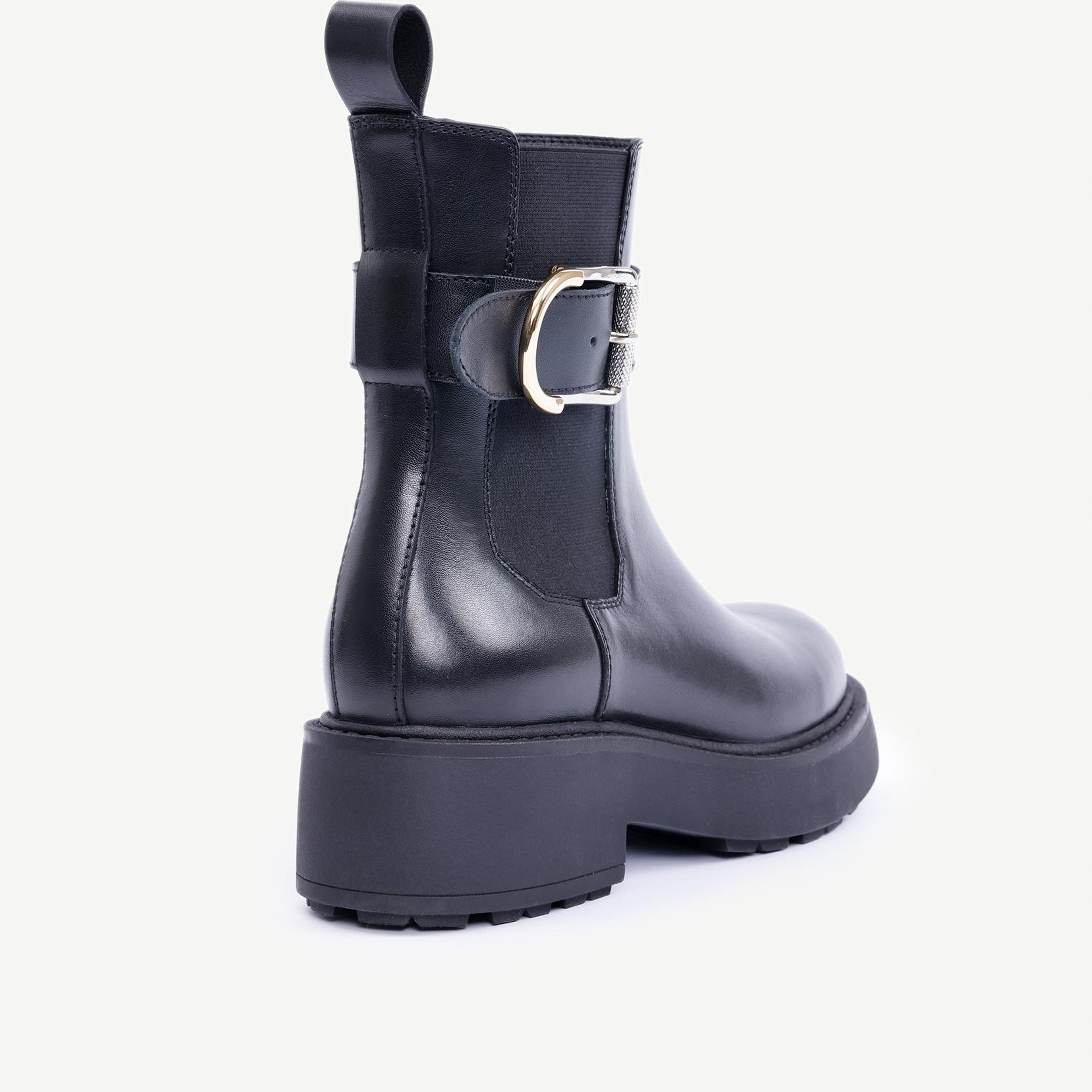 YARGICI Lastikli Ve Tokalı Deri Bot