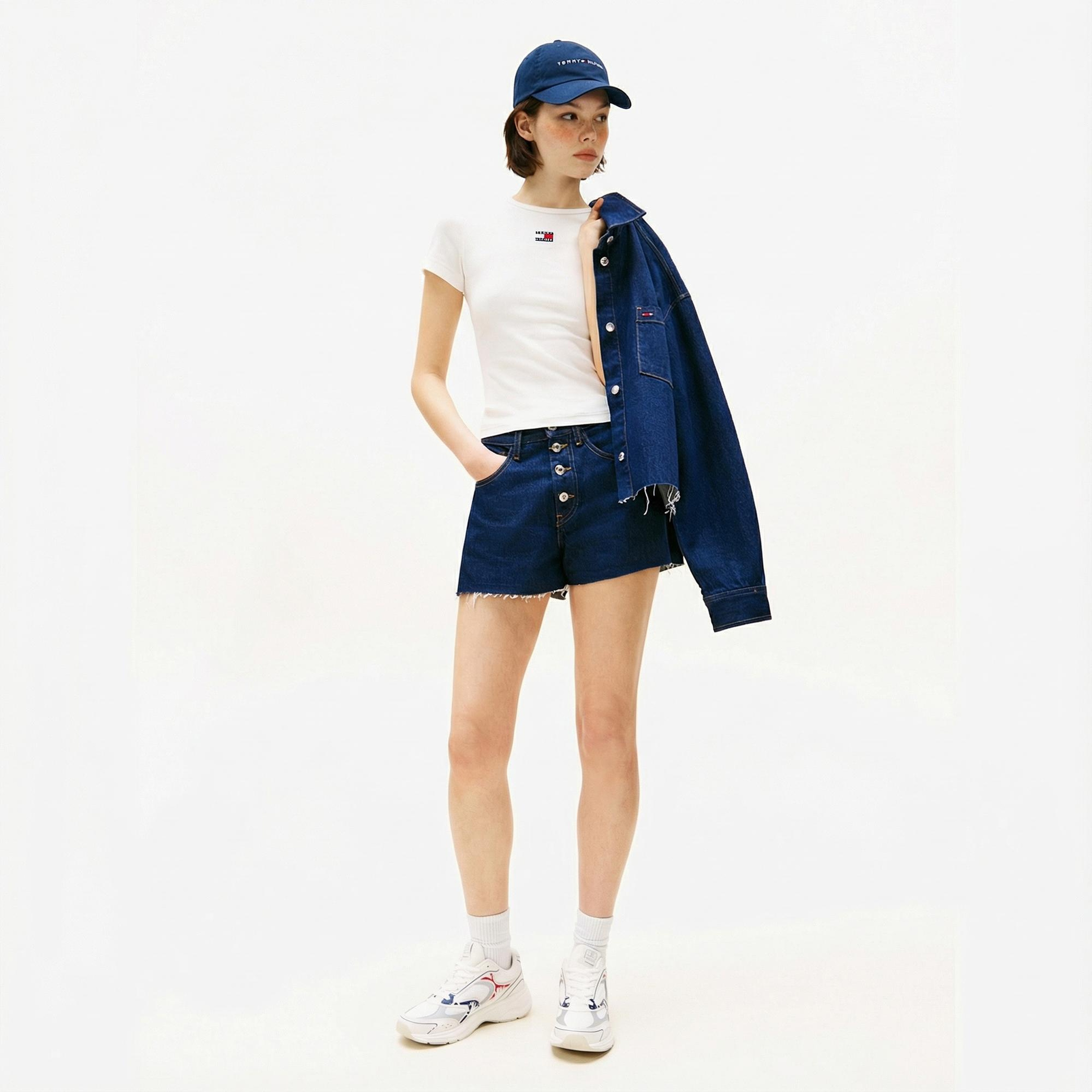 Tommy Hilfiger Badge Kadın Beyaz T-Shirt