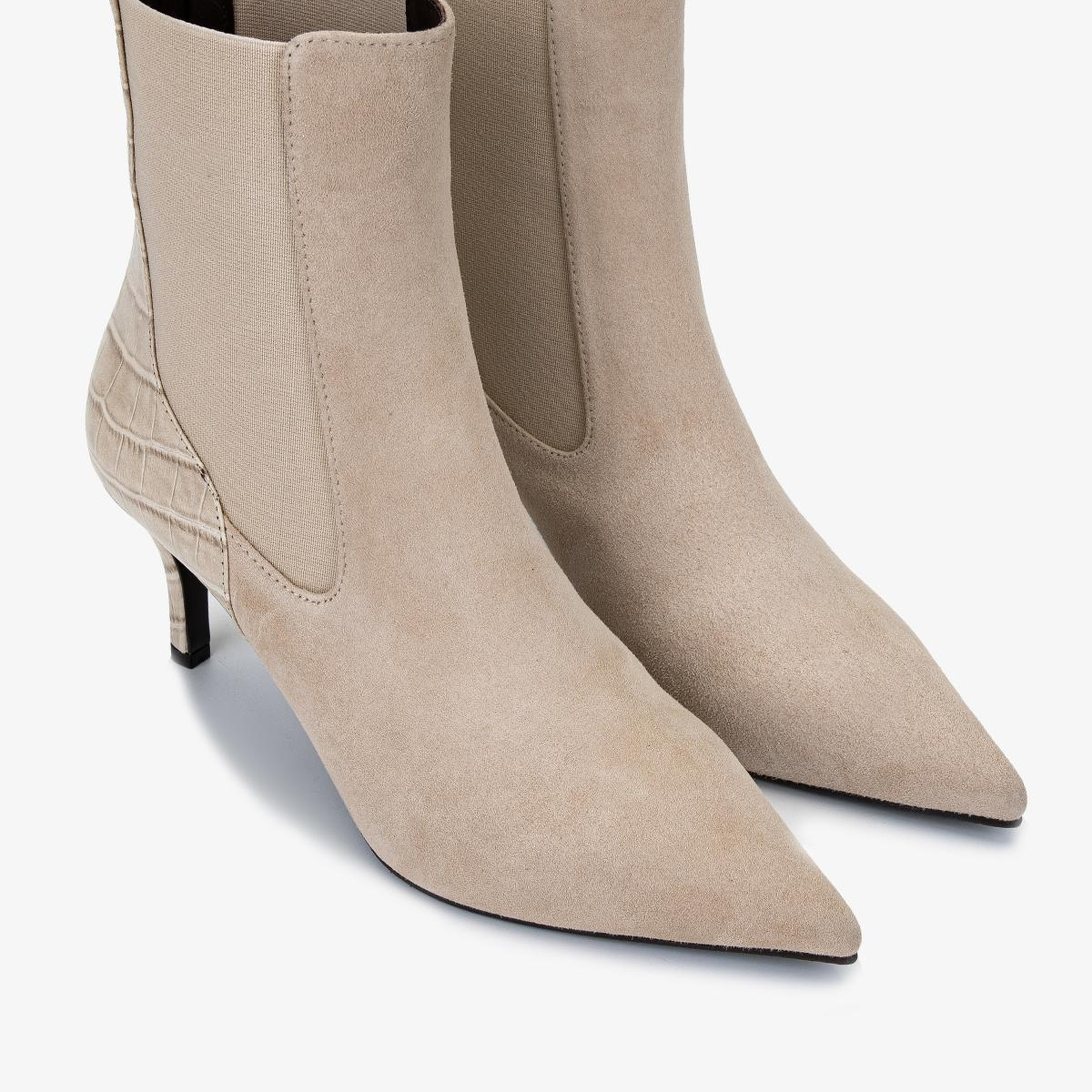 Valmenti Kadın Hakiki Deri Taş Süet Topuklu Bot