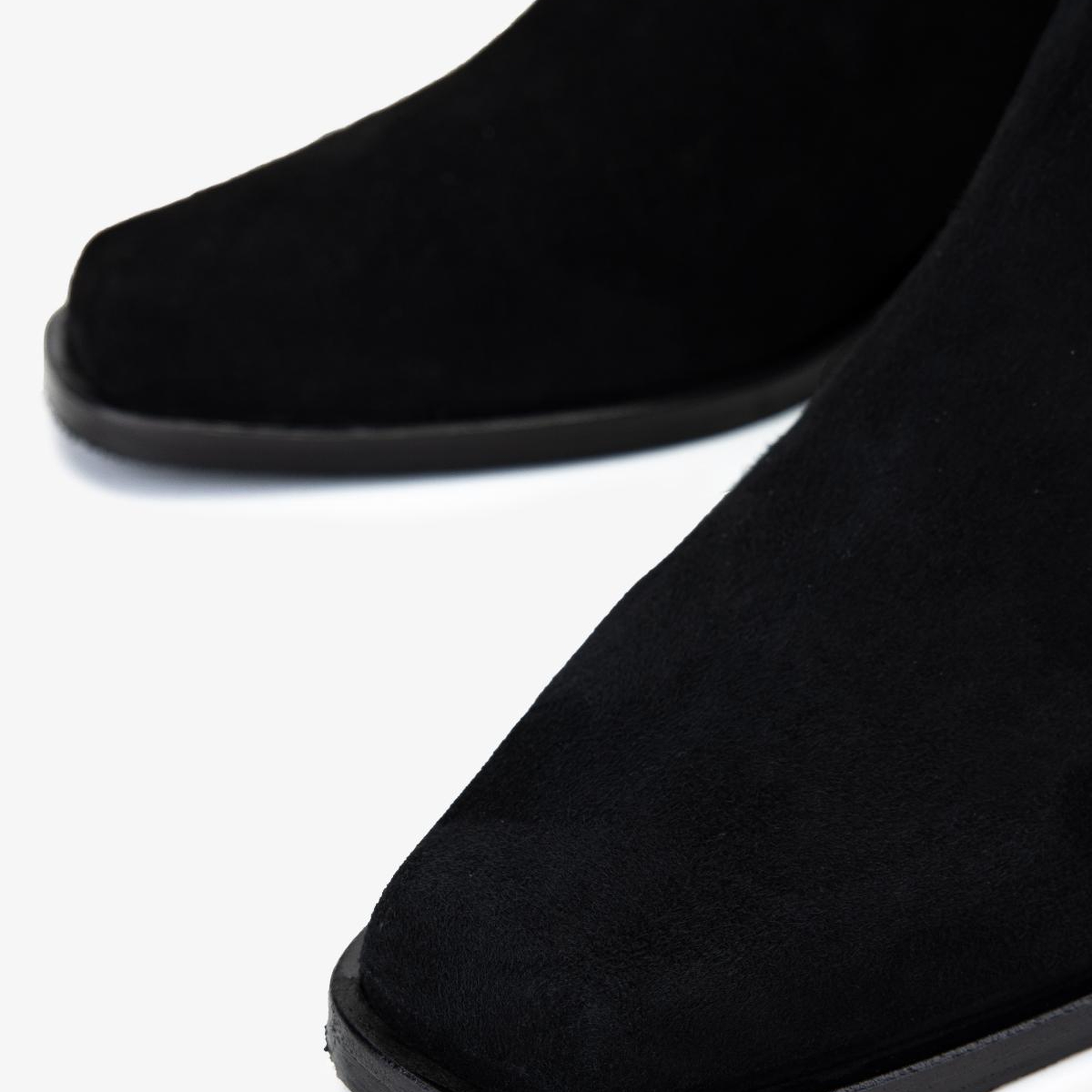 Valmenti Kadın Hakiki Deri Siyah Süet Topuklu Bot